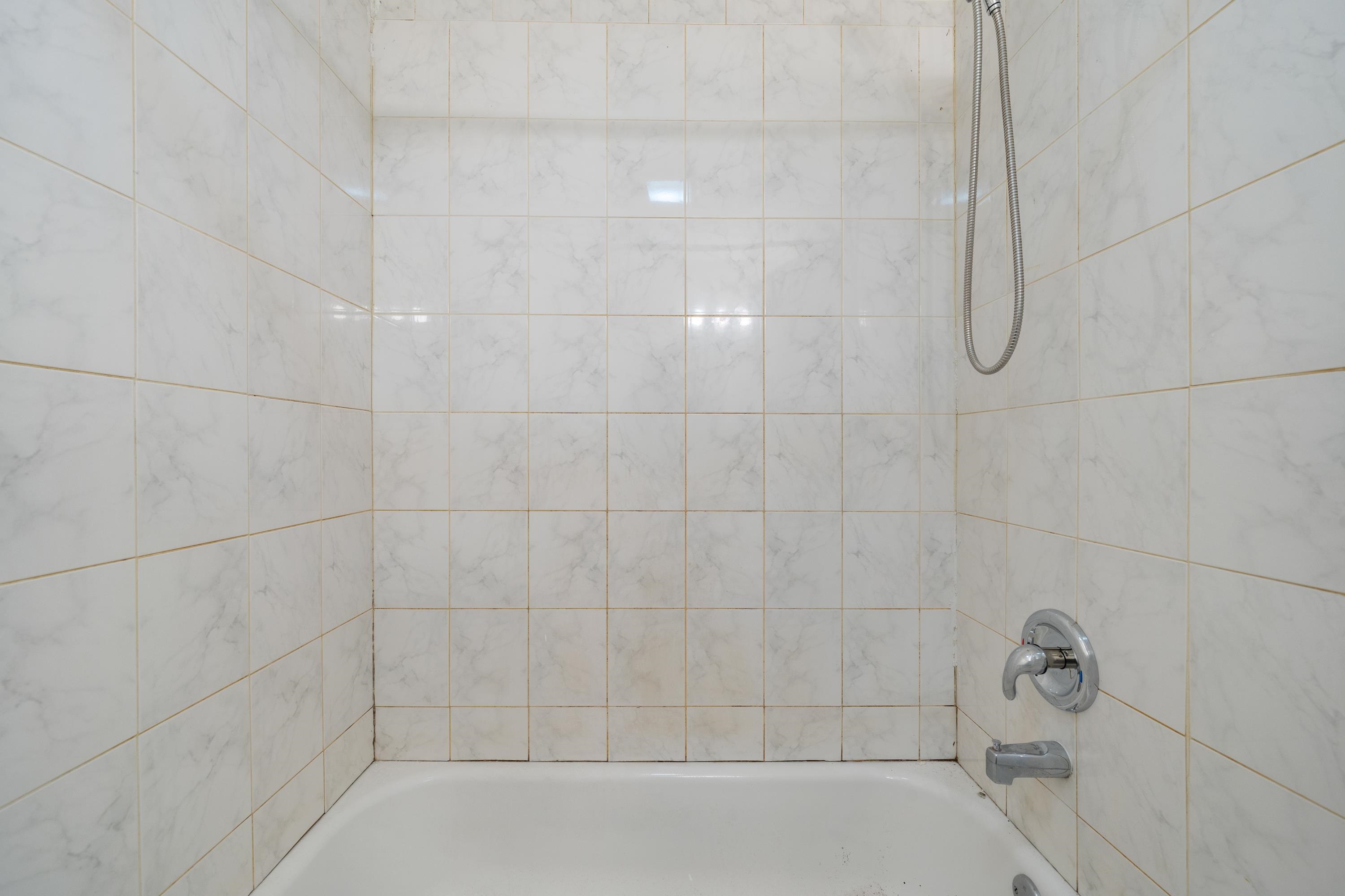 86 VAN NOSTRAND AVE