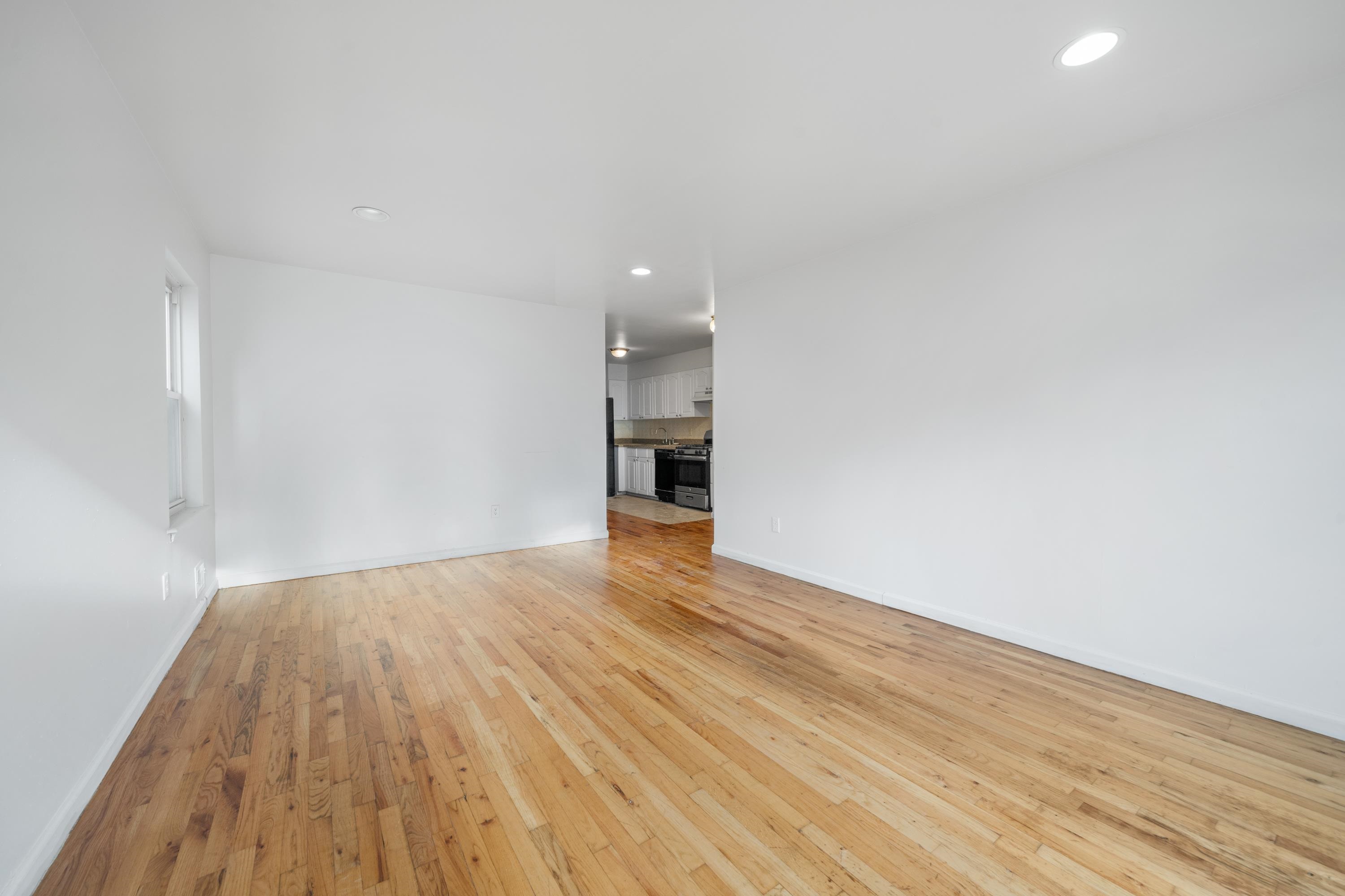 86 VAN NOSTRAND AVE