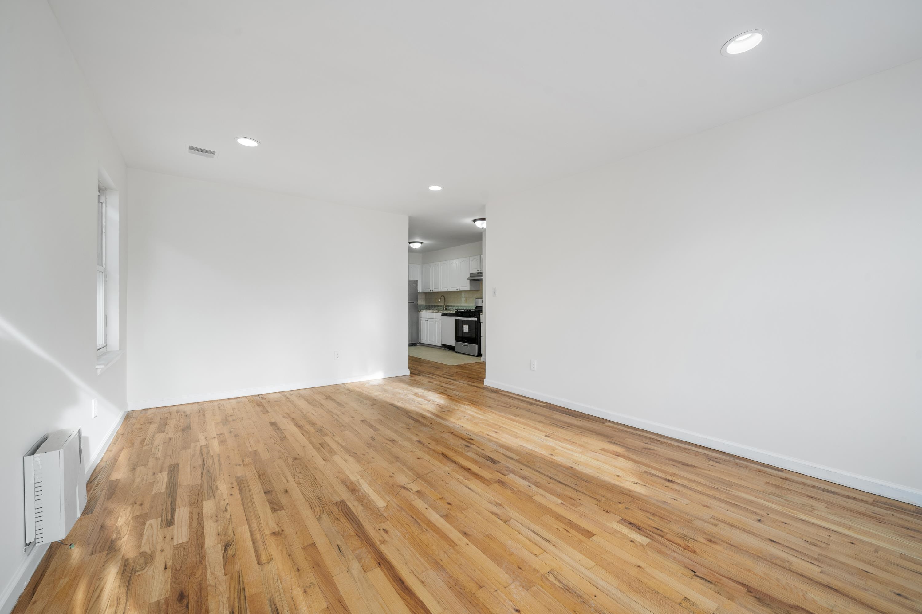 86 VAN NOSTRAND AVE
