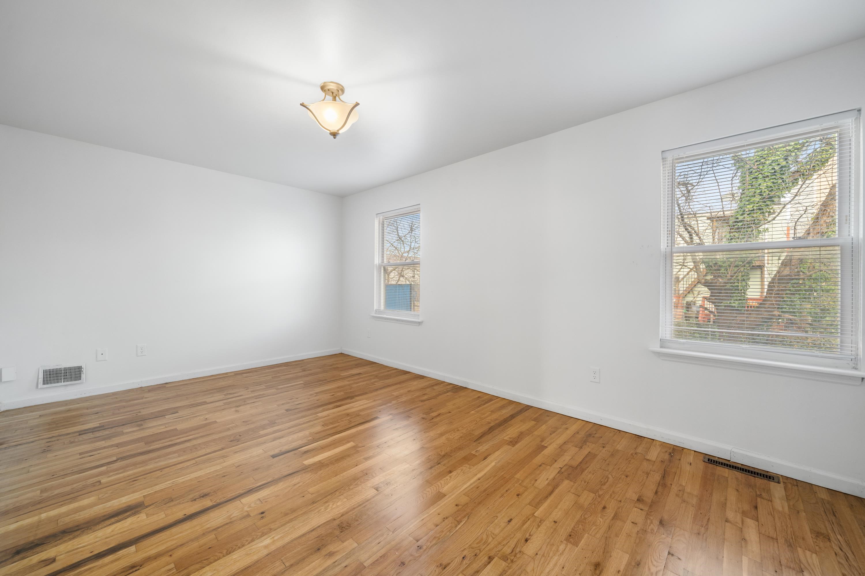 86 VAN NOSTRAND AVE