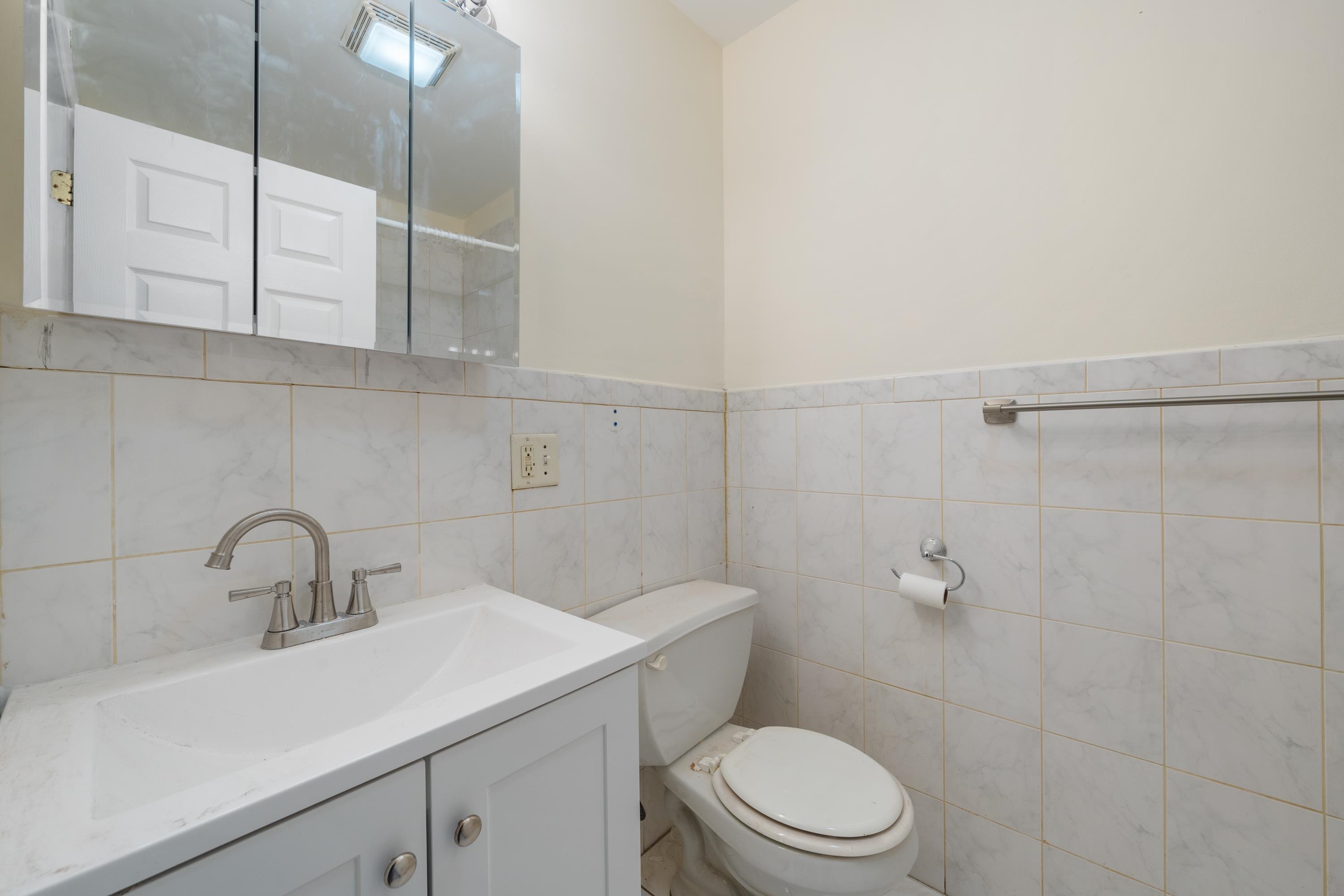 86 VAN NOSTRAND AVE