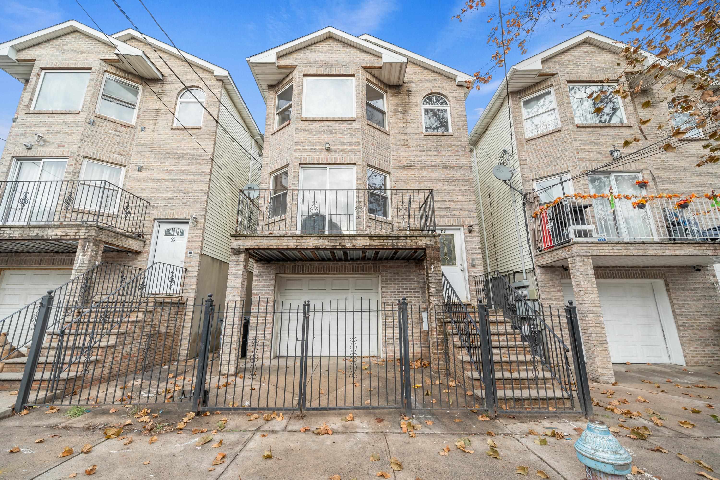 86 VAN NOSTRAND AVE