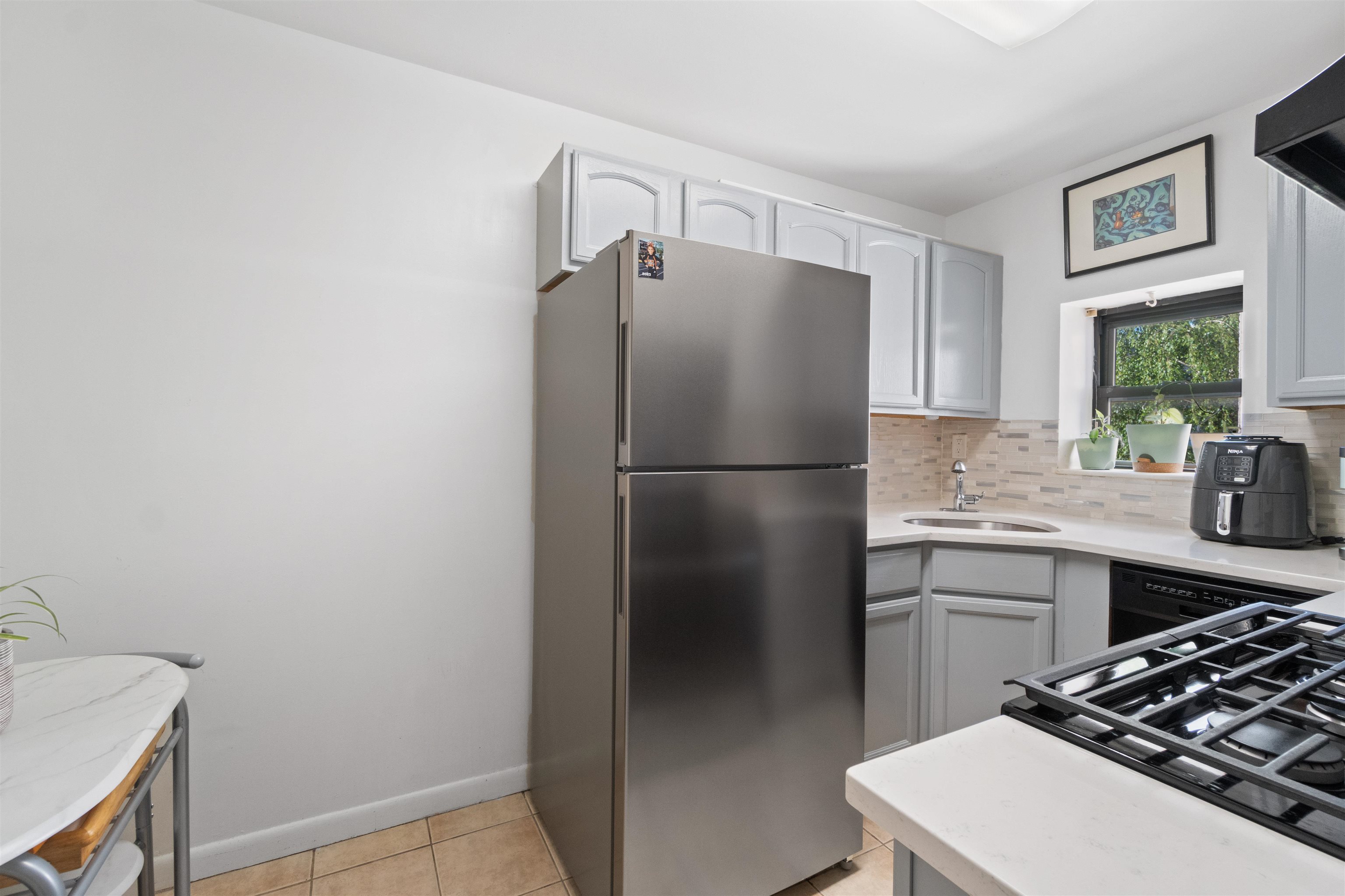 1677 KENNEDY BLVD Unit: 11