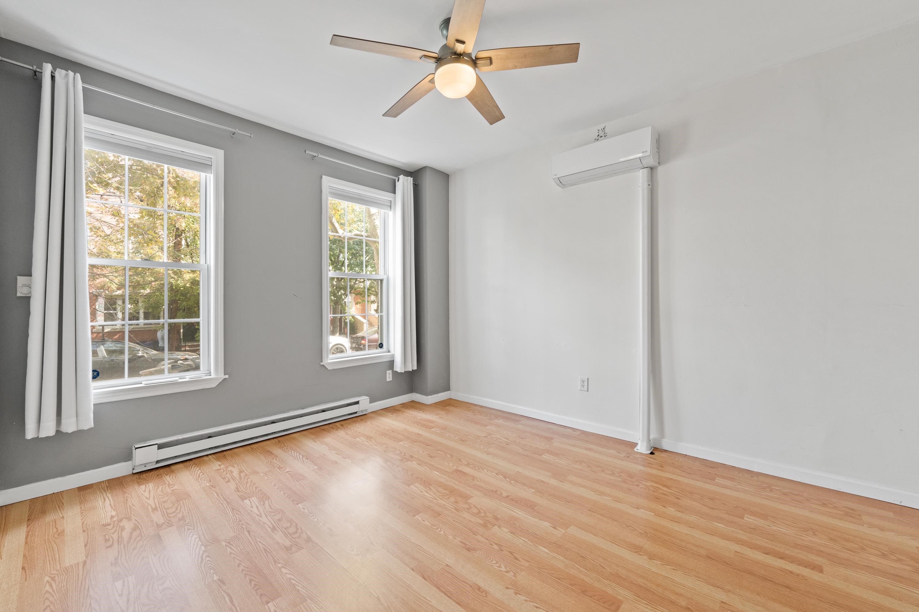 231 BRUNSWICK ST Unit: 1