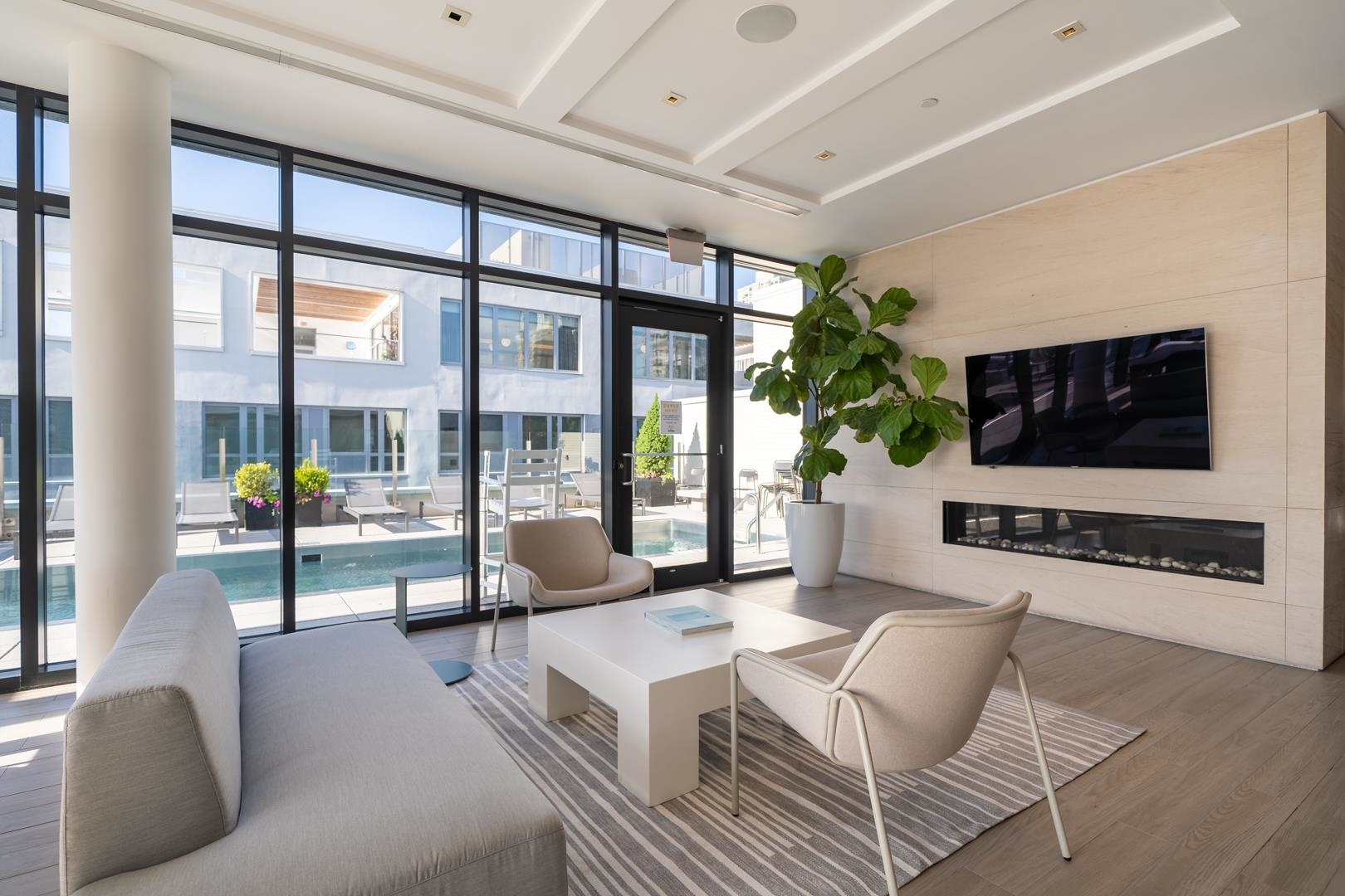 160 1ST ST Unit: 410