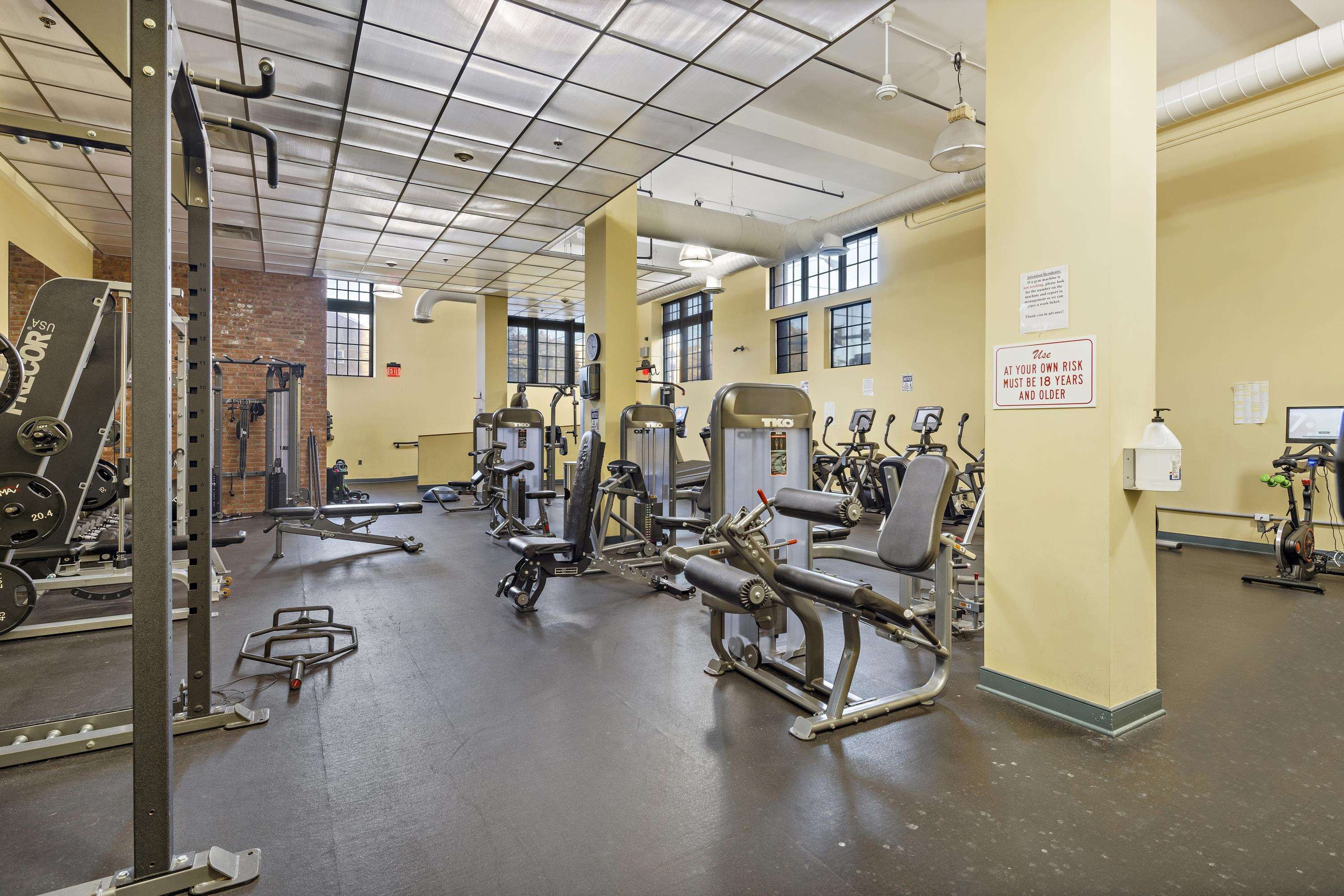 187 WAYNE ST Unit: 315C