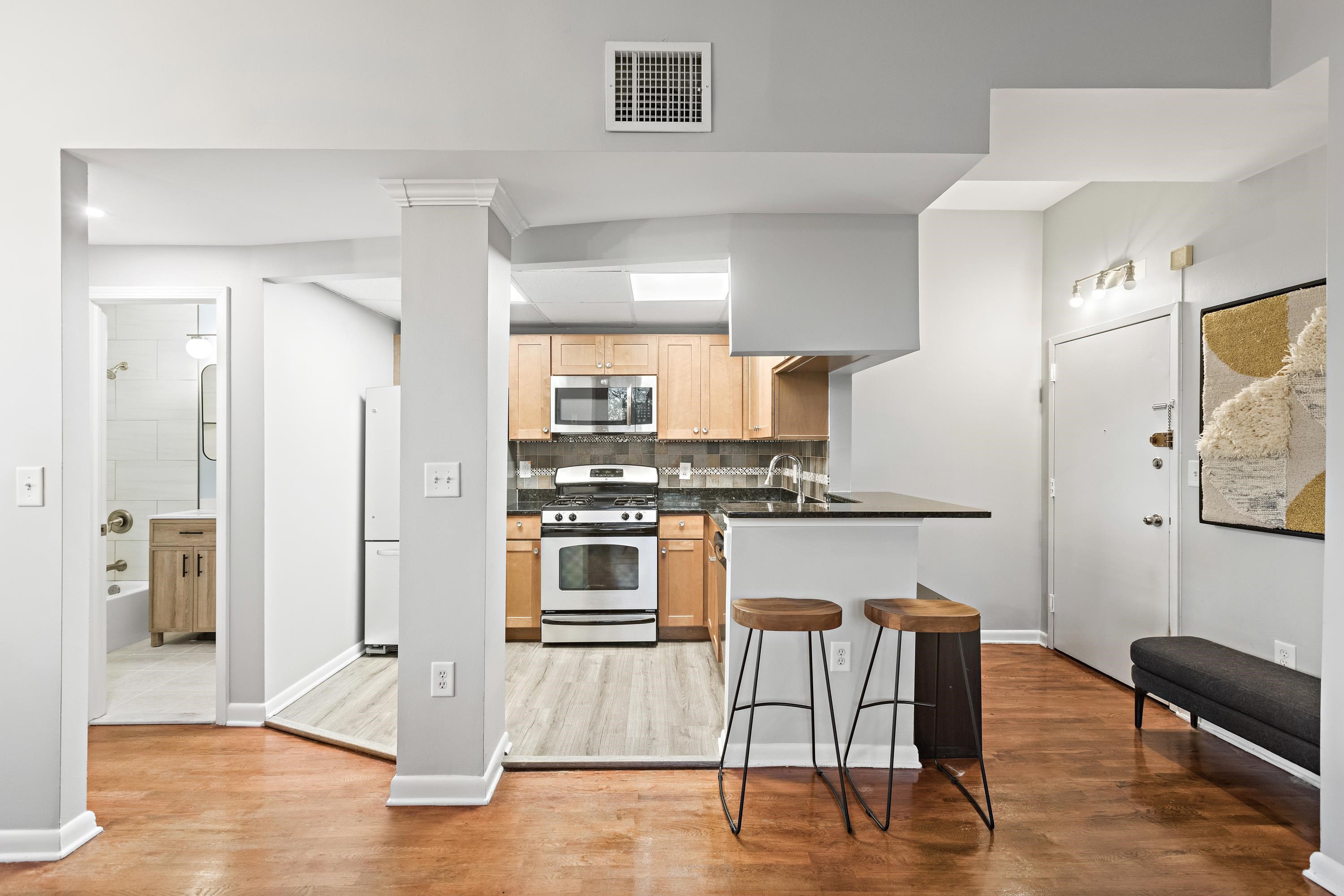 187 WAYNE ST Unit: 315C