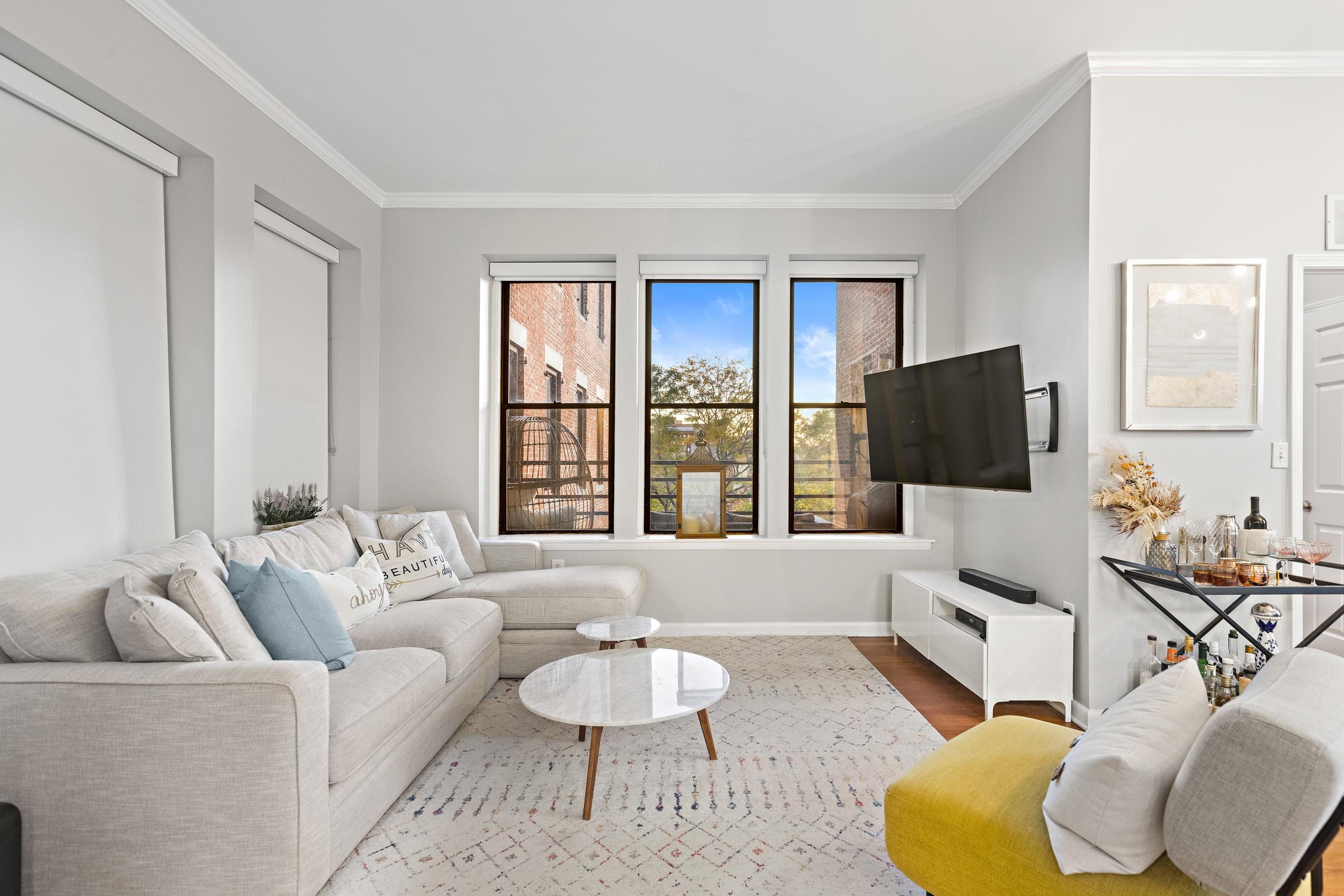 187 WAYNE ST Unit: 315C