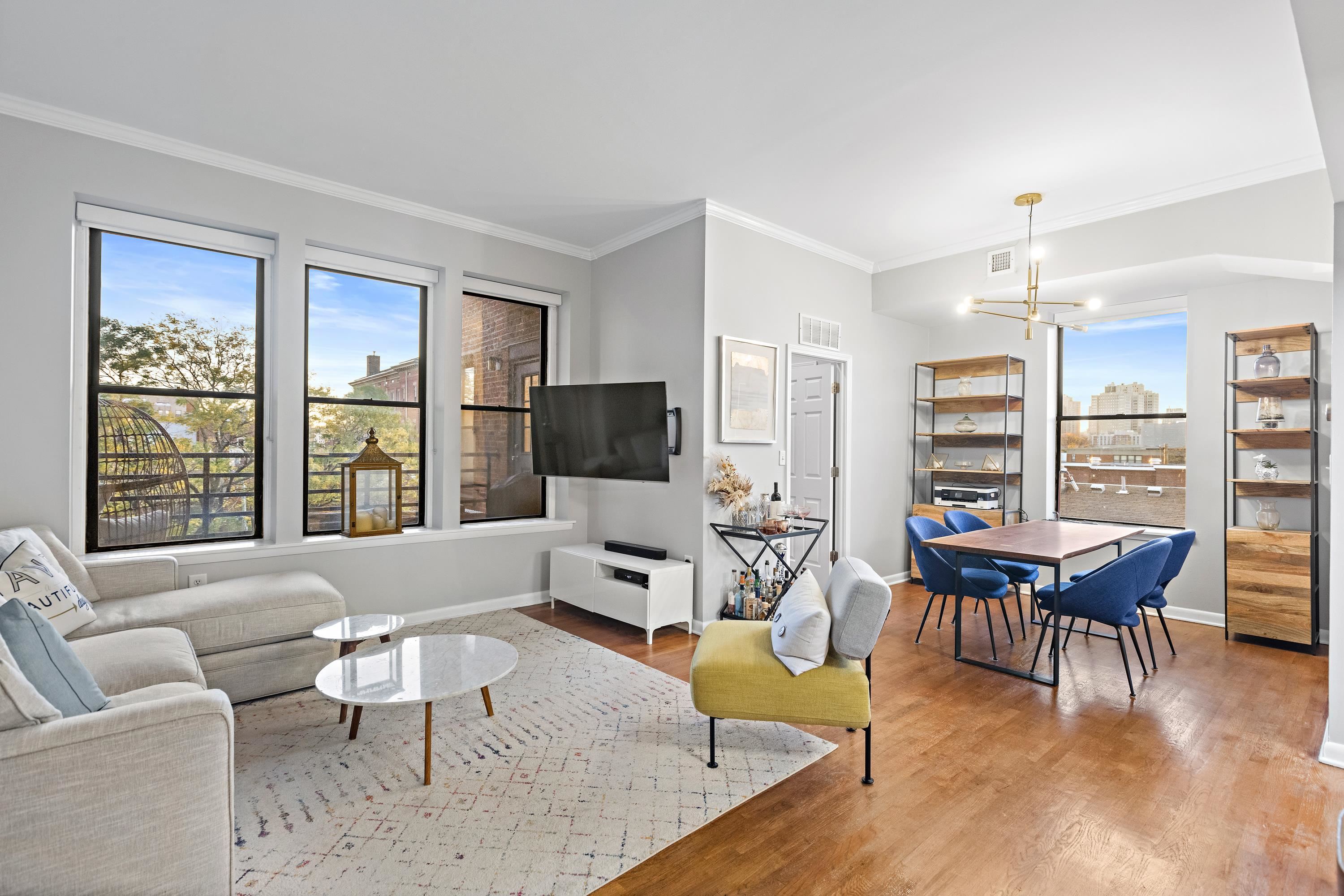 187 WAYNE ST Unit: 315C