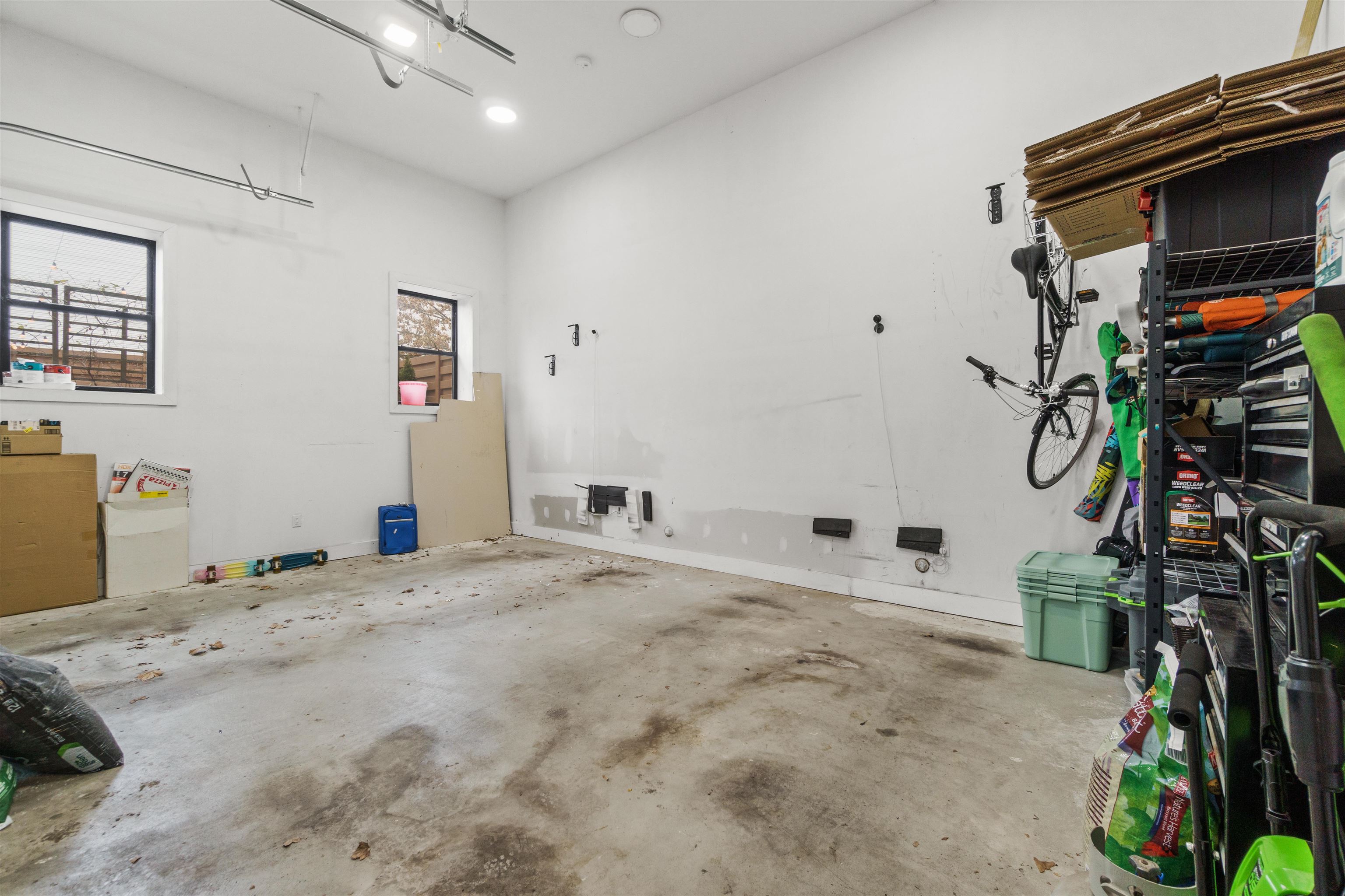 312 ARLINGTON AVE Unit: 1