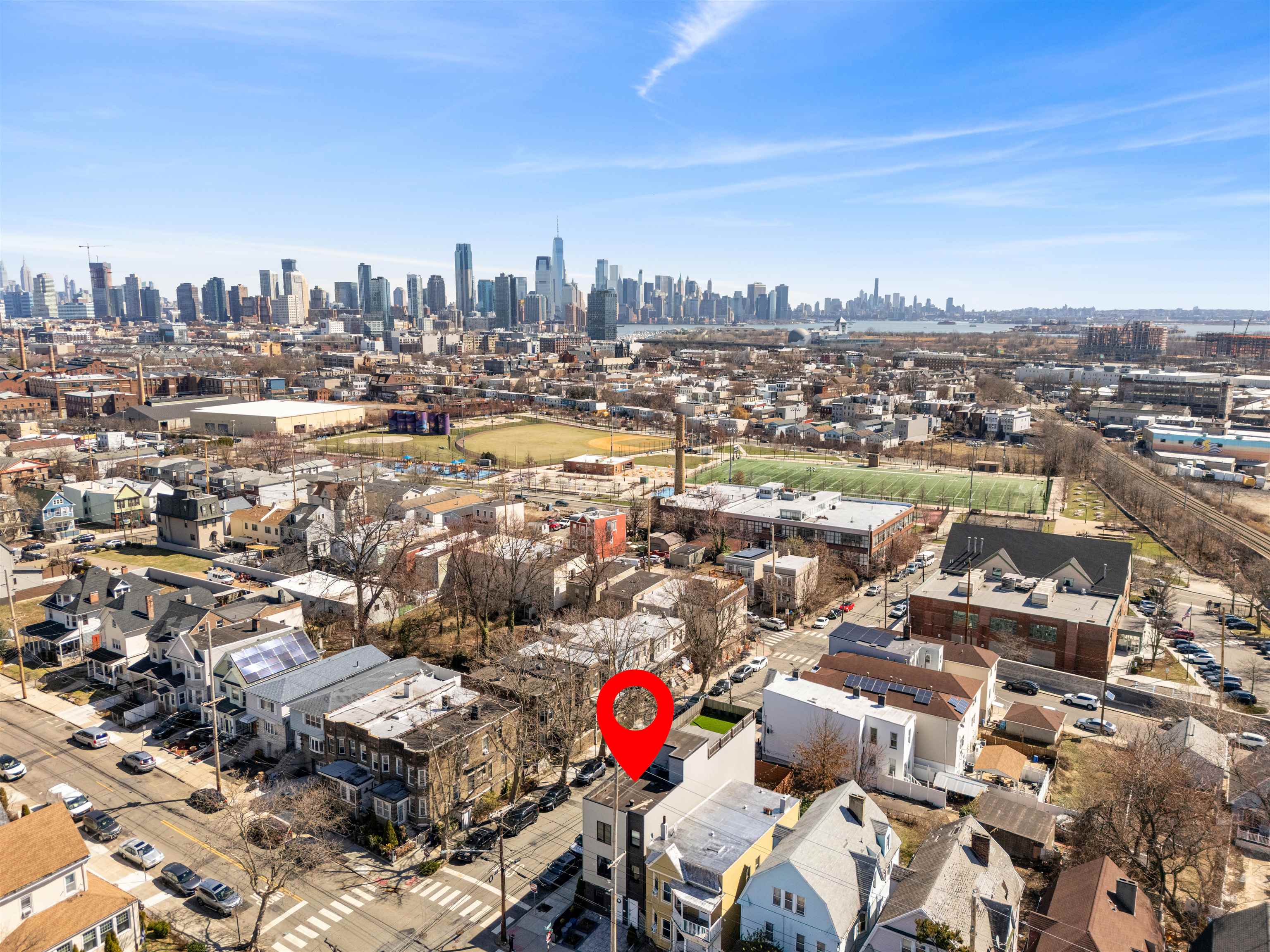 312 ARLINGTON AVE Unit: 1