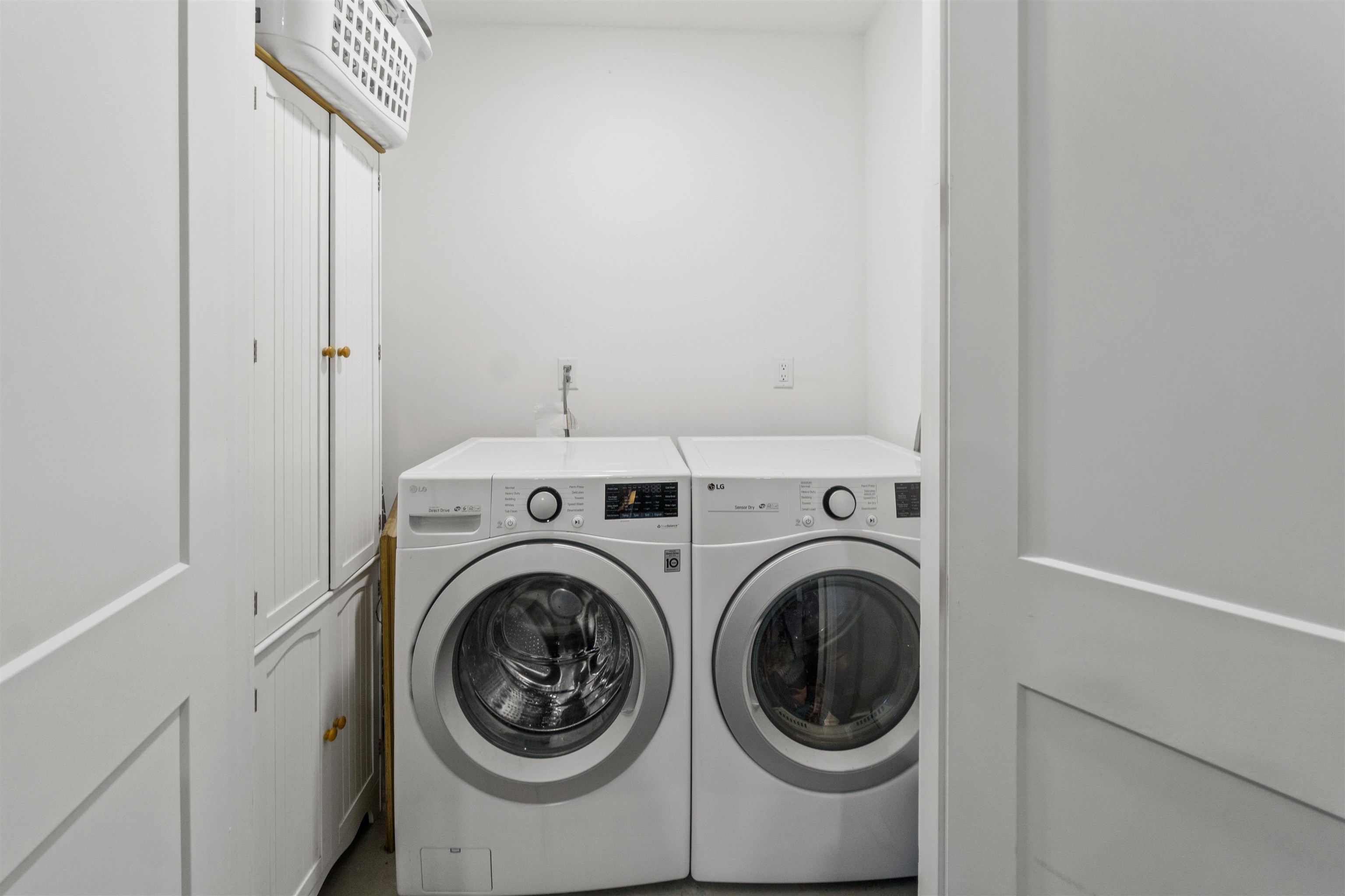 312 ARLINGTON AVE Unit: 1