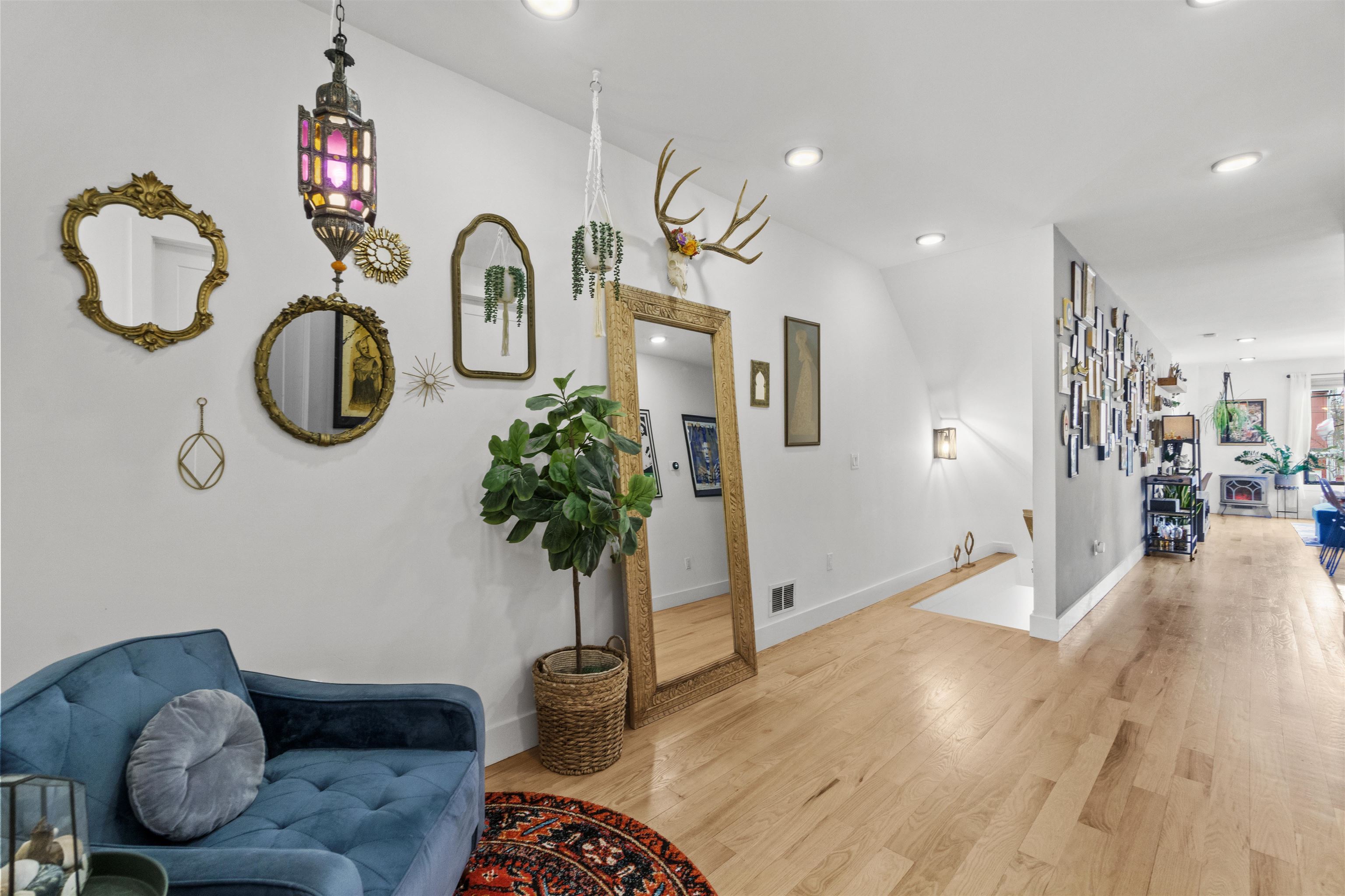 312 ARLINGTON AVE Unit: 1