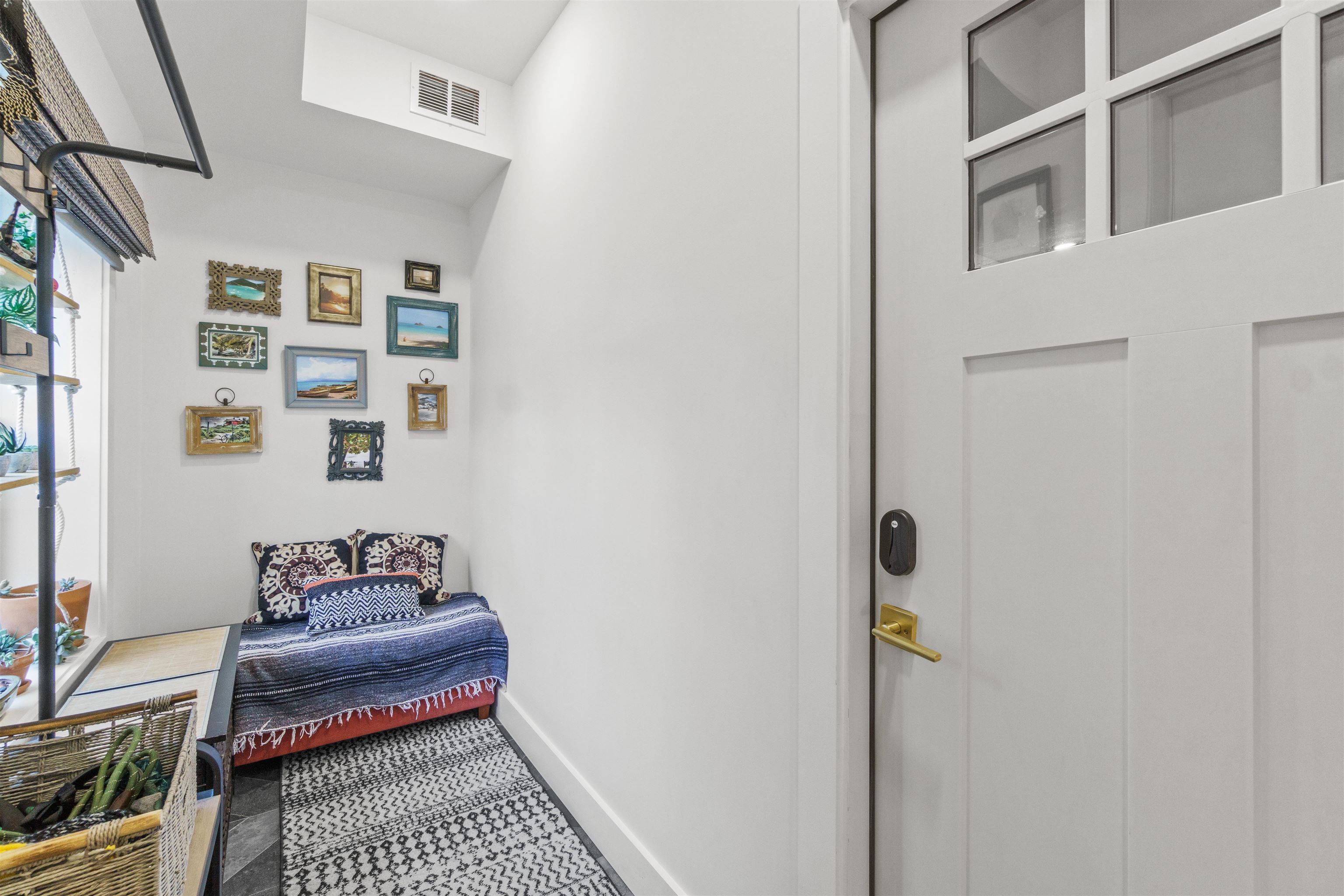 312 ARLINGTON AVE Unit: 1