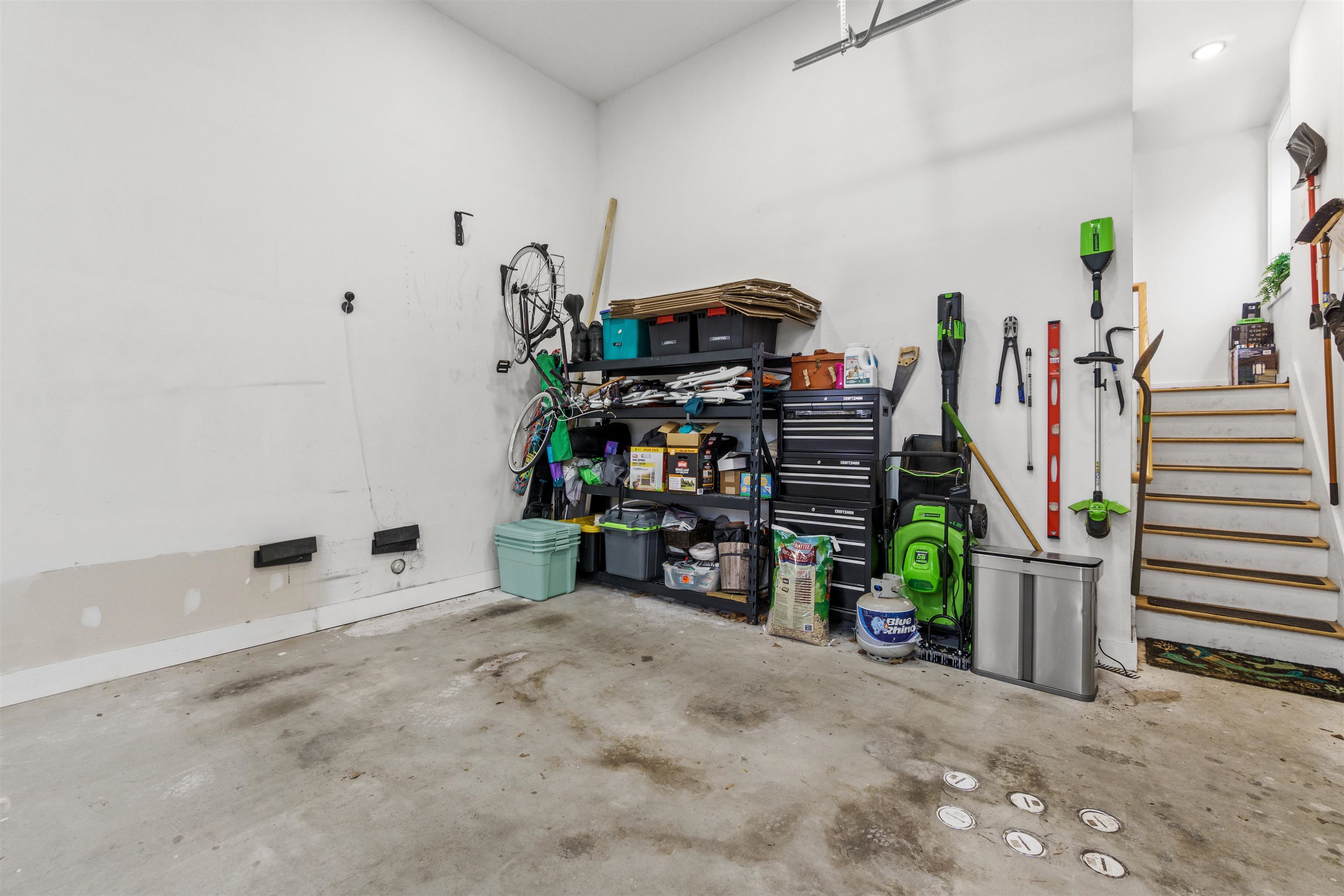 312 ARLINGTON AVE Unit: 1