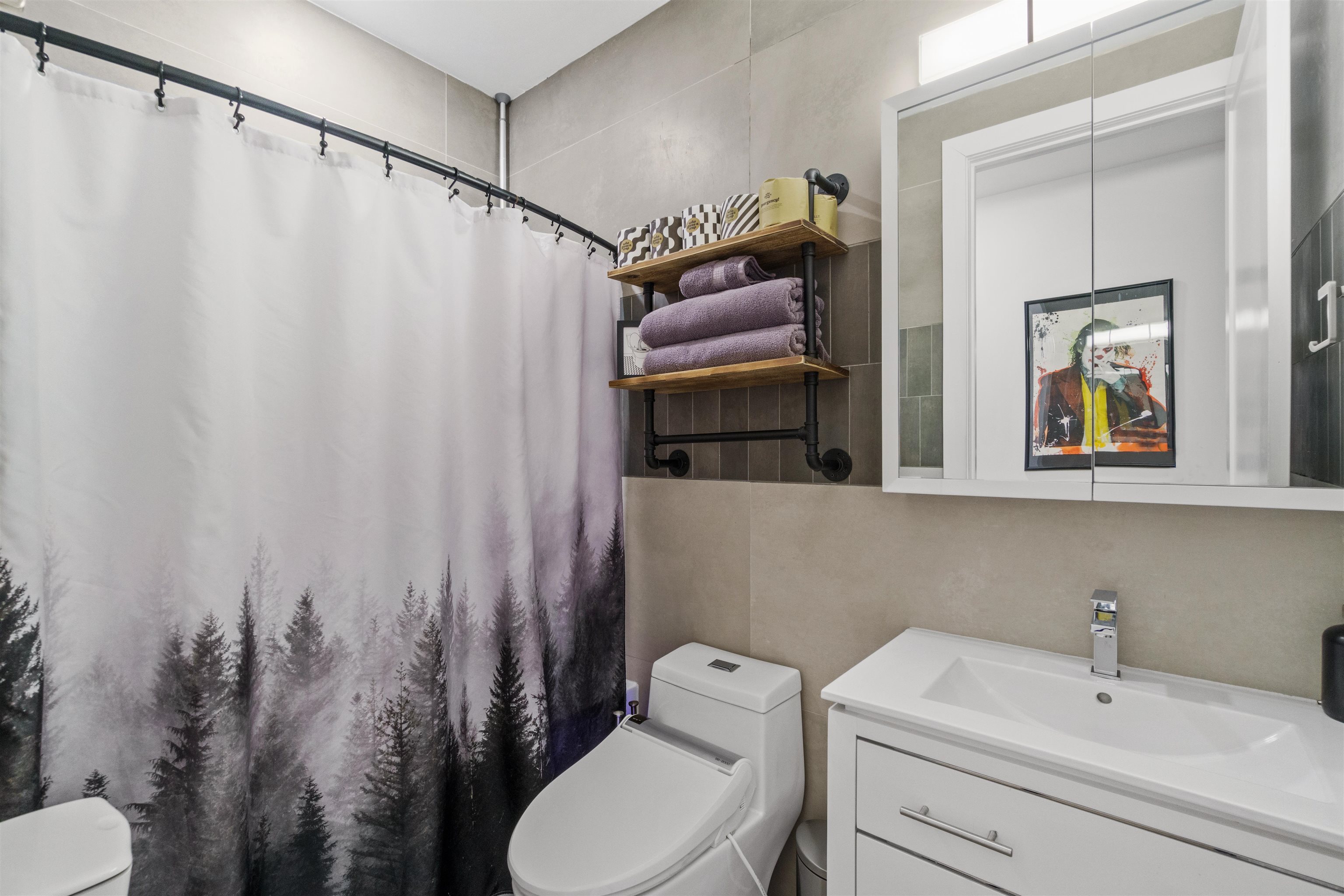 312 ARLINGTON AVE Unit: 1