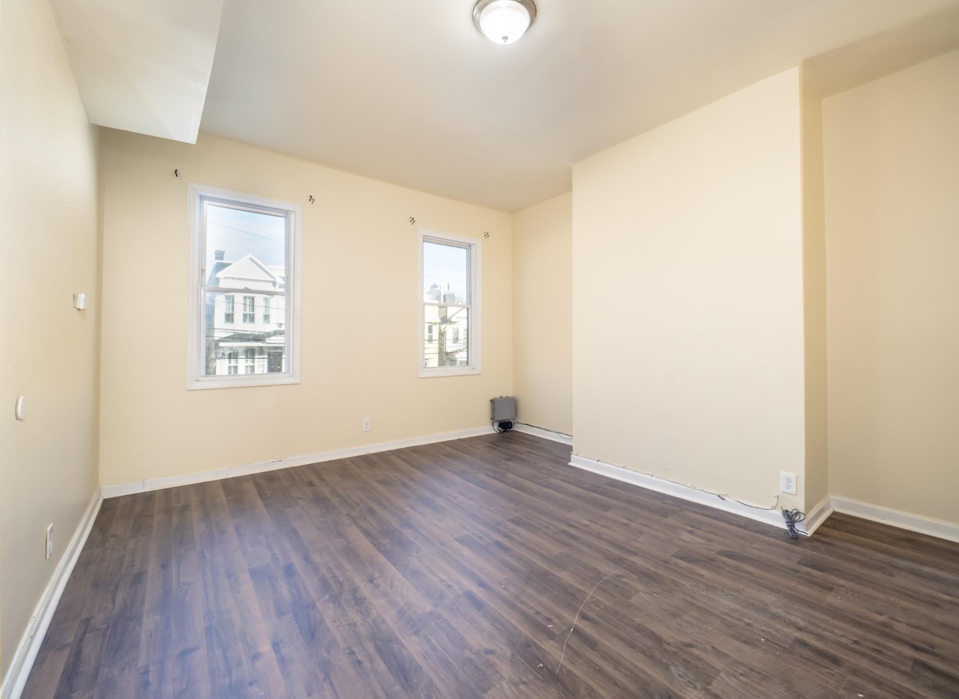 65 BELMONT AVE Unit: 2
