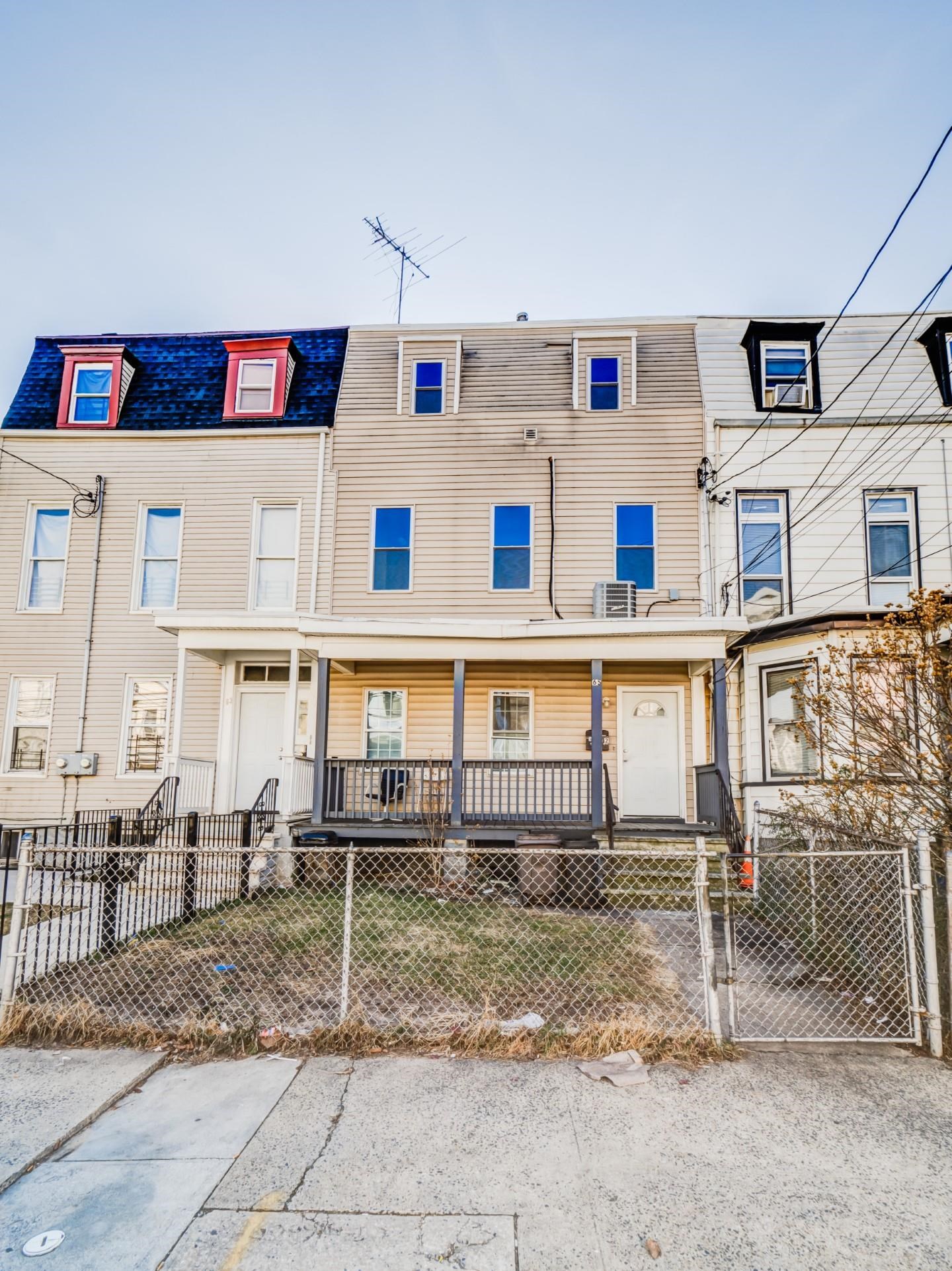 65 BELMONT AVE Unit: 2