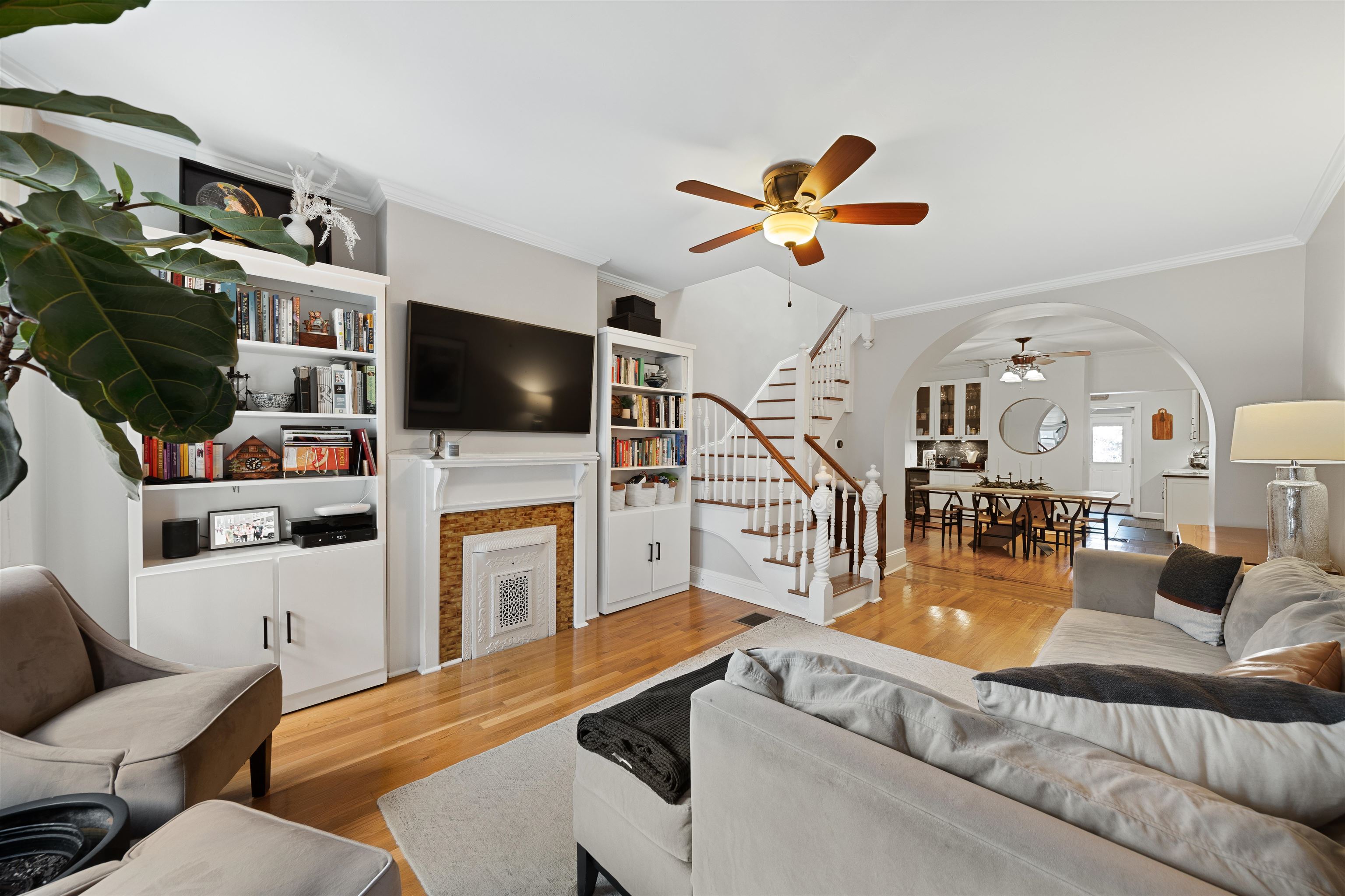 417 BALDWIN AVE