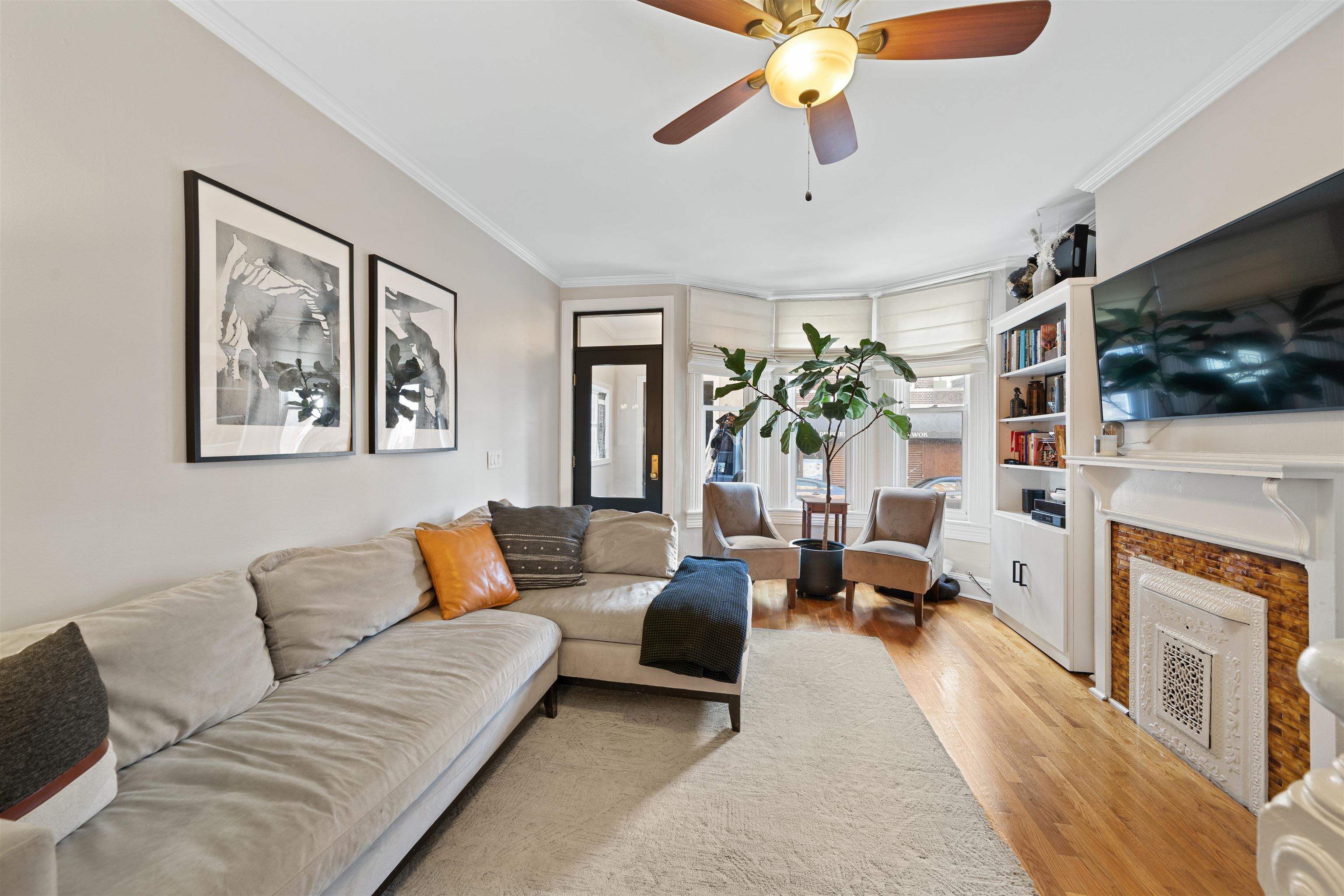 417 BALDWIN AVE