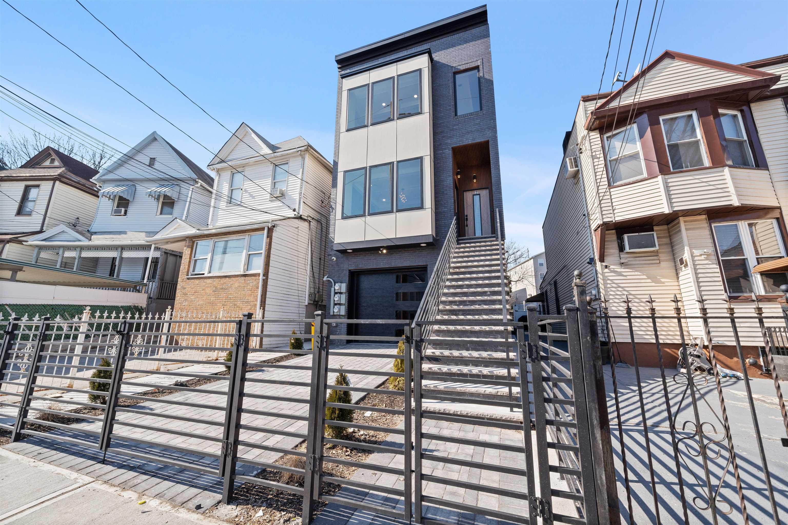 169 RANDOLPH AVE Unit: 1