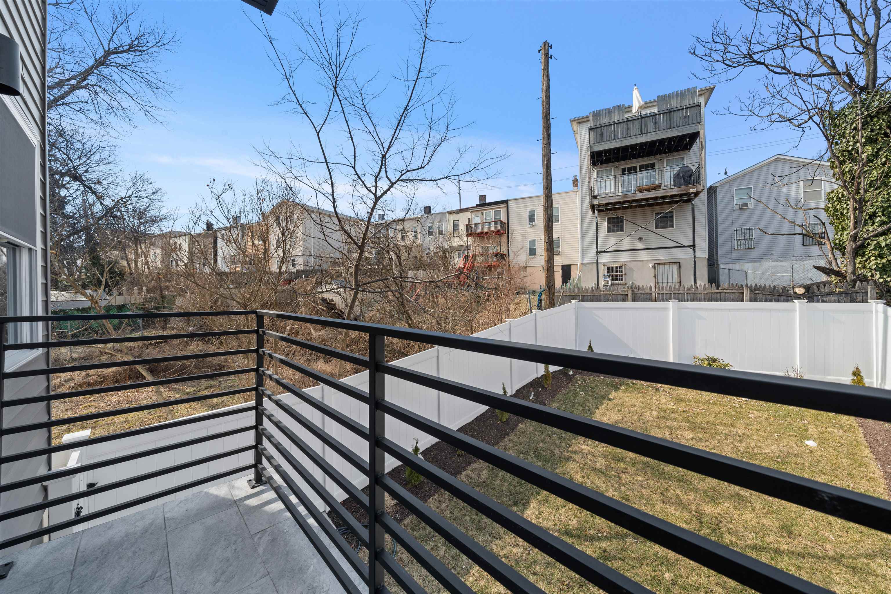 169 RANDOLPH AVE Unit: 1