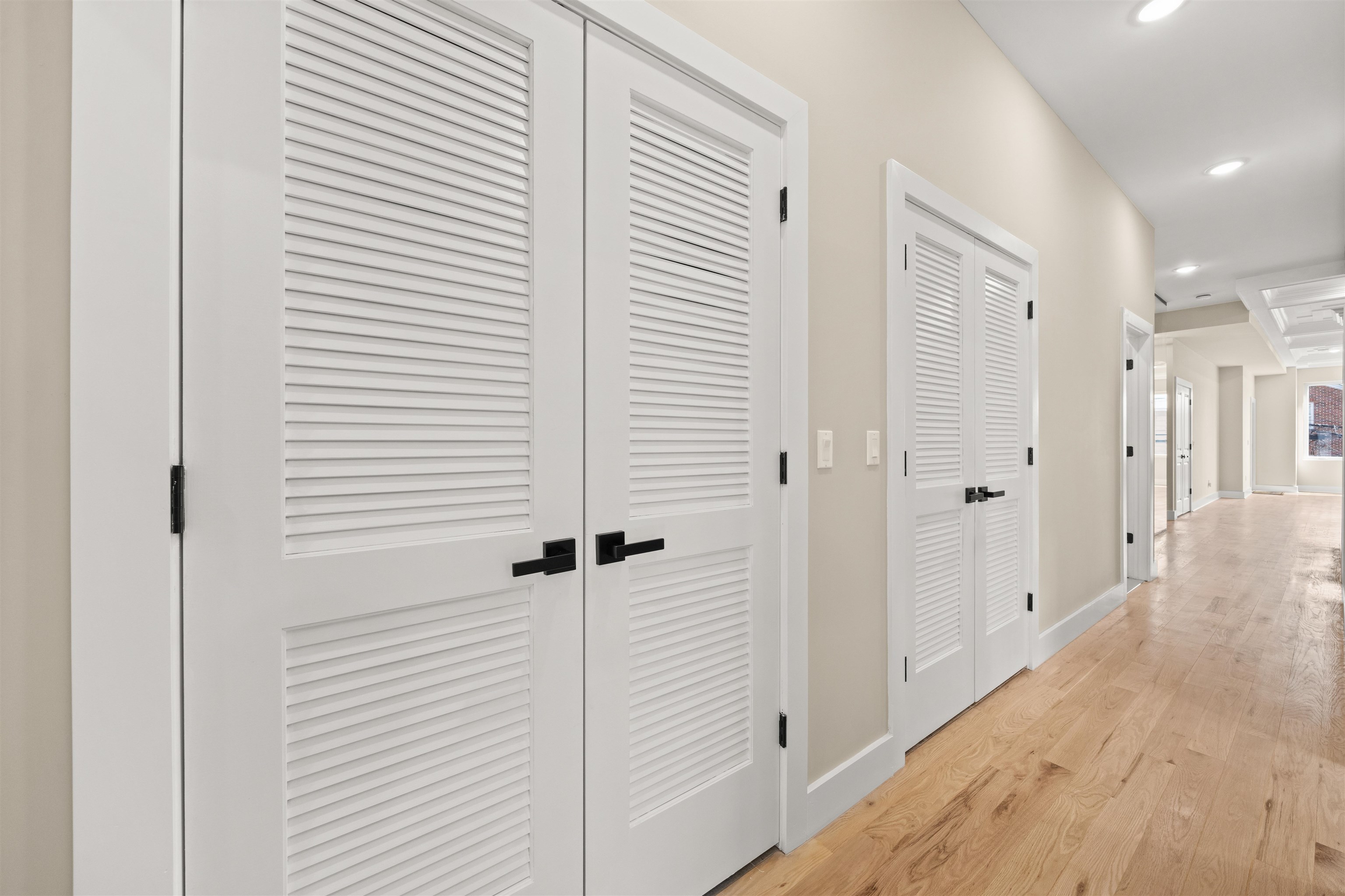 169 RANDOLPH AVE Unit: 1