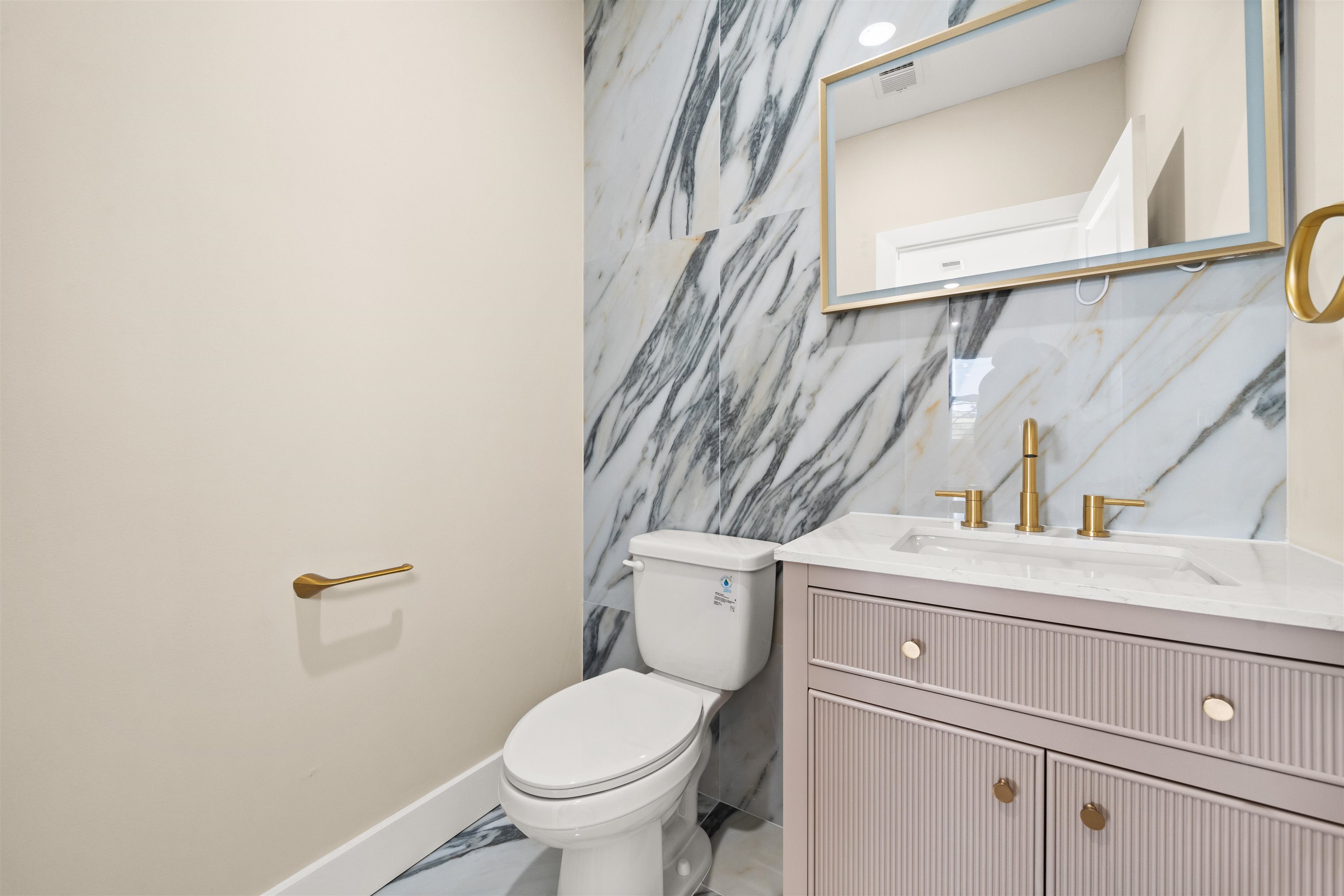 169 RANDOLPH AVE Unit: 1