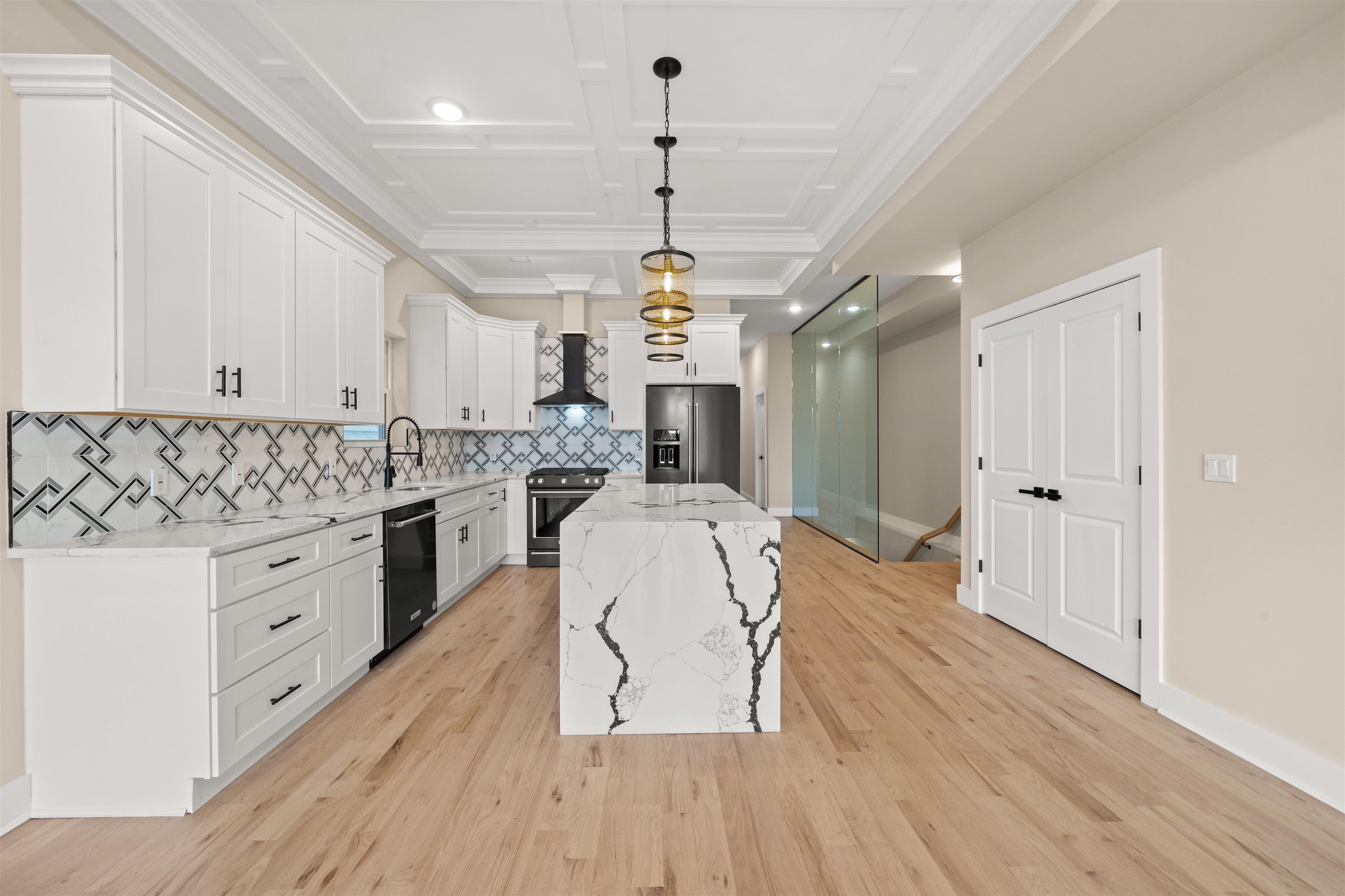 169 RANDOLPH AVE Unit: 1