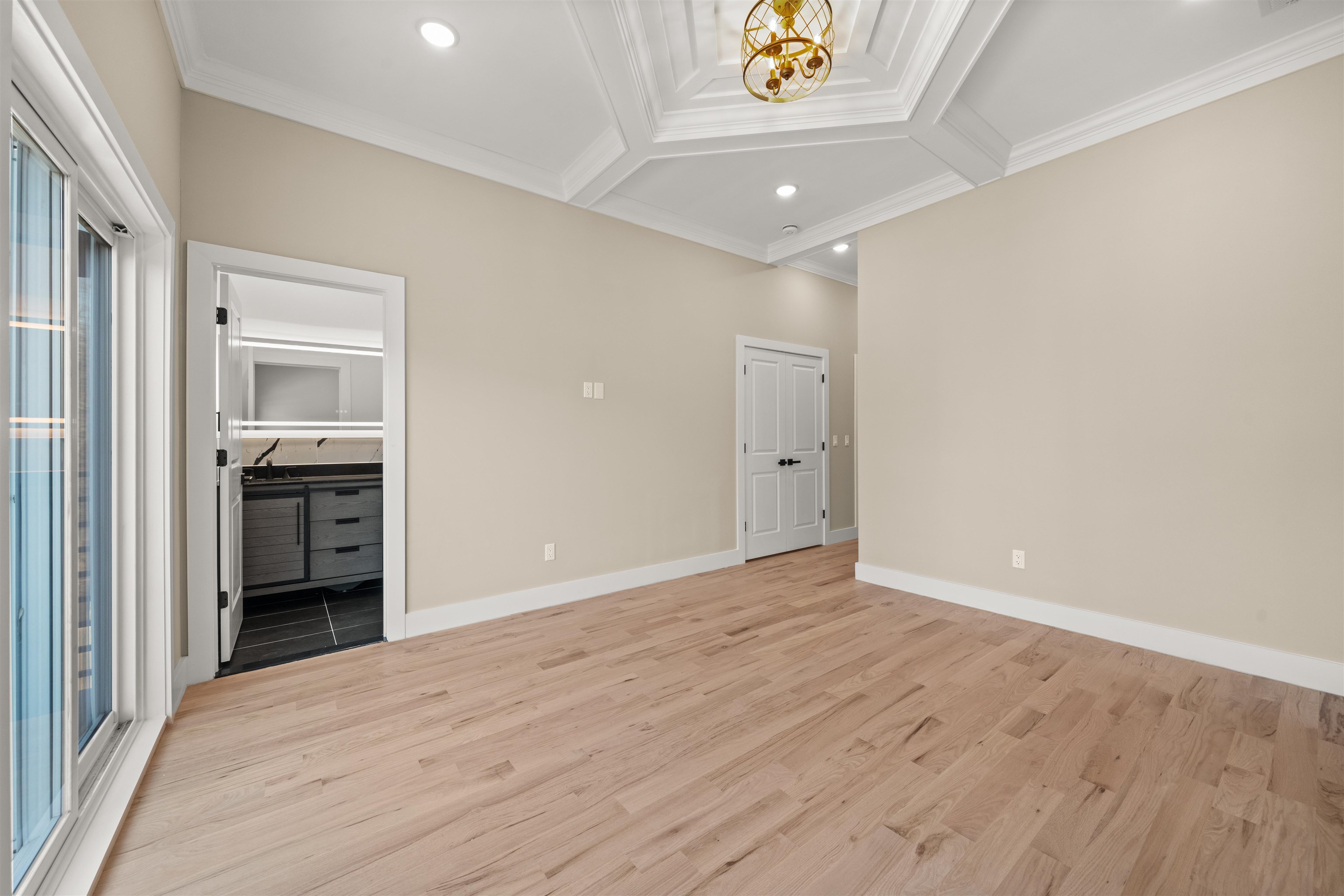 169 RANDOLPH AVE Unit: 2