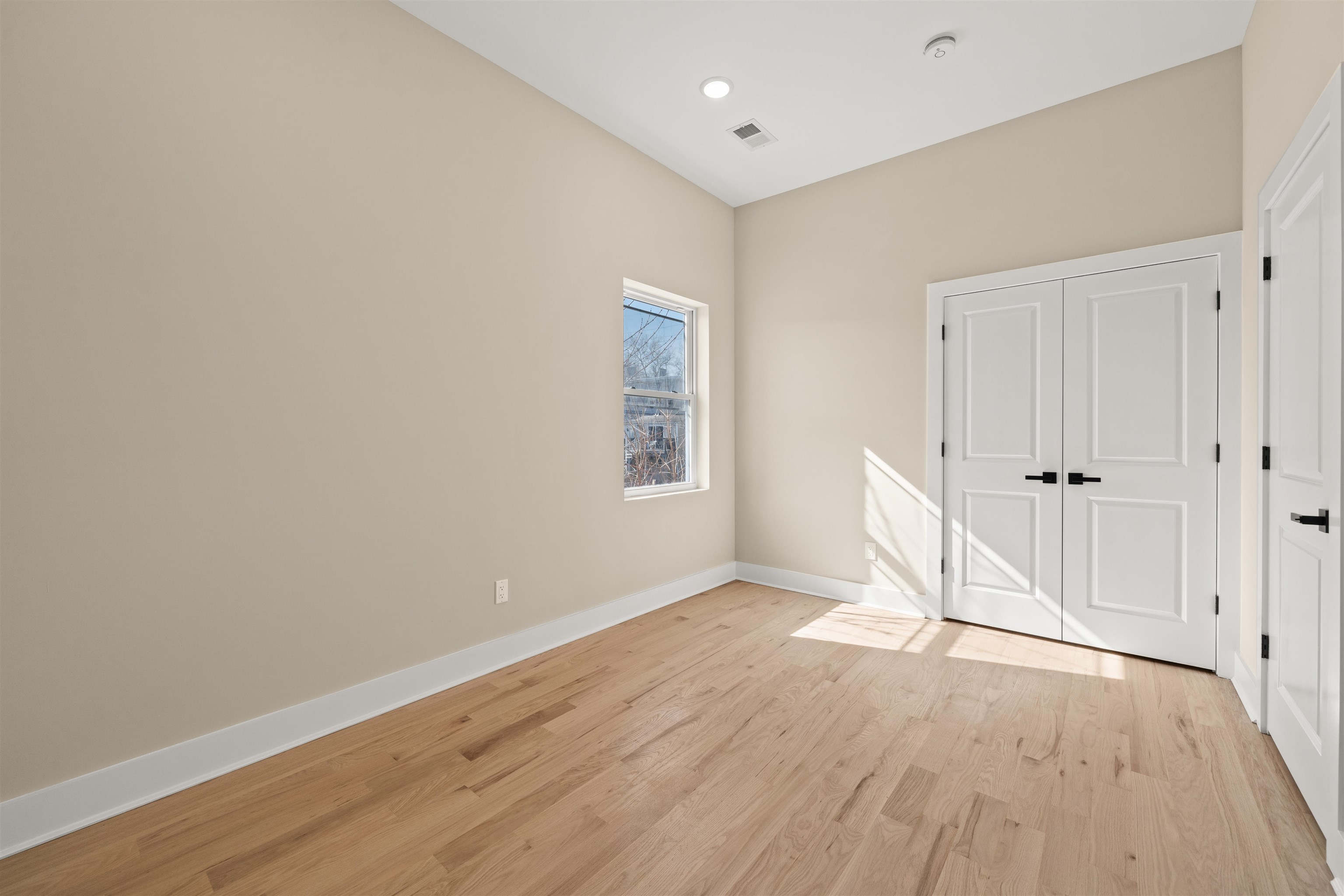 169 RANDOLPH AVE Unit: 2