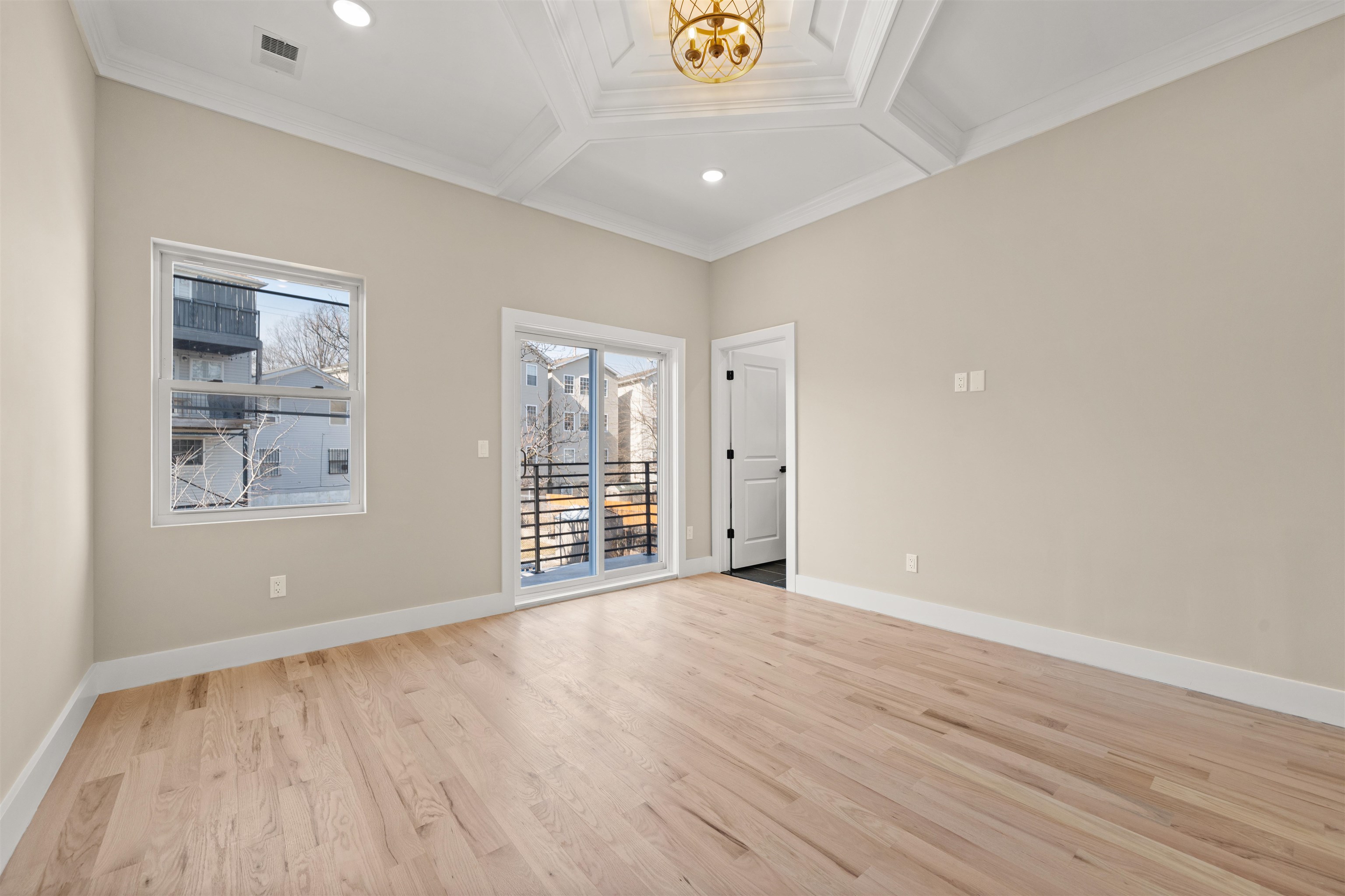 169 RANDOLPH AVE Unit: 2