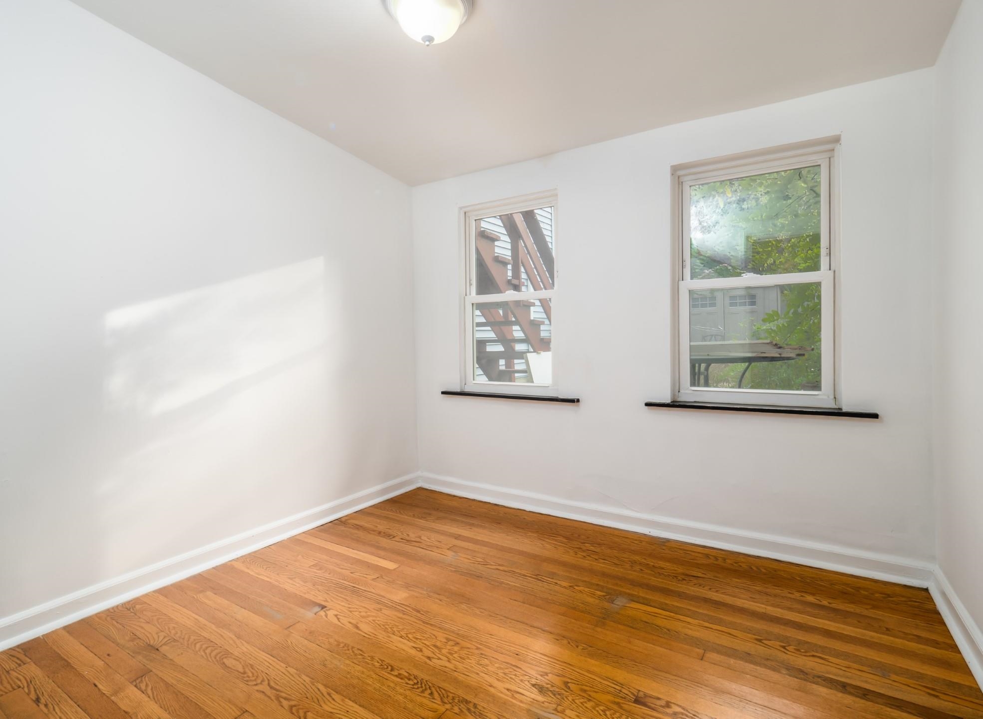 491 MERCER ST Unit: 1