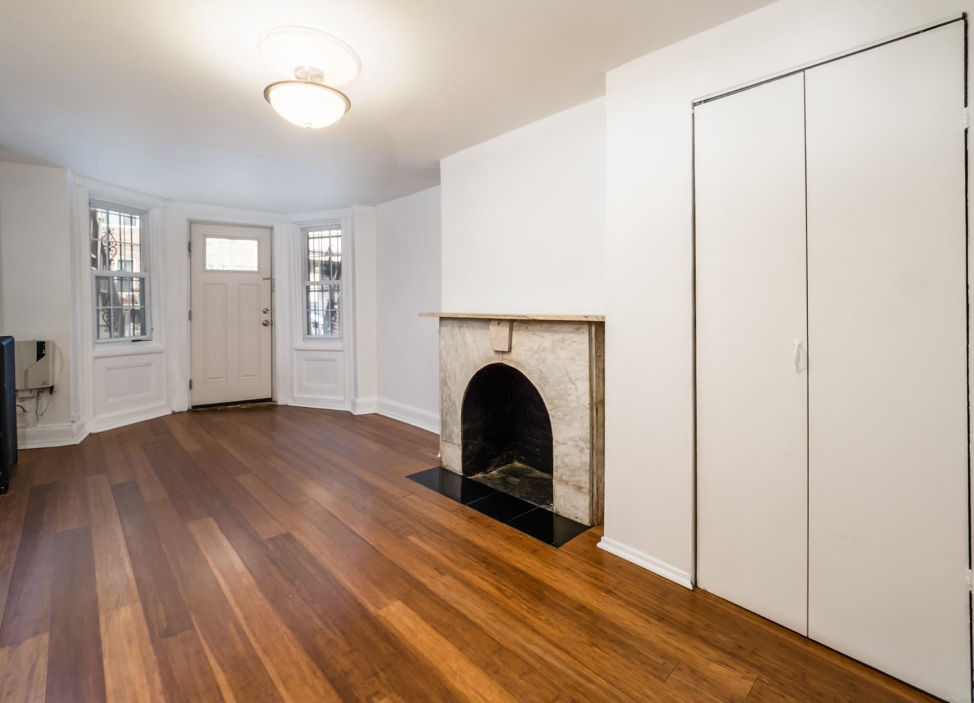 491 MERCER ST Unit: 1