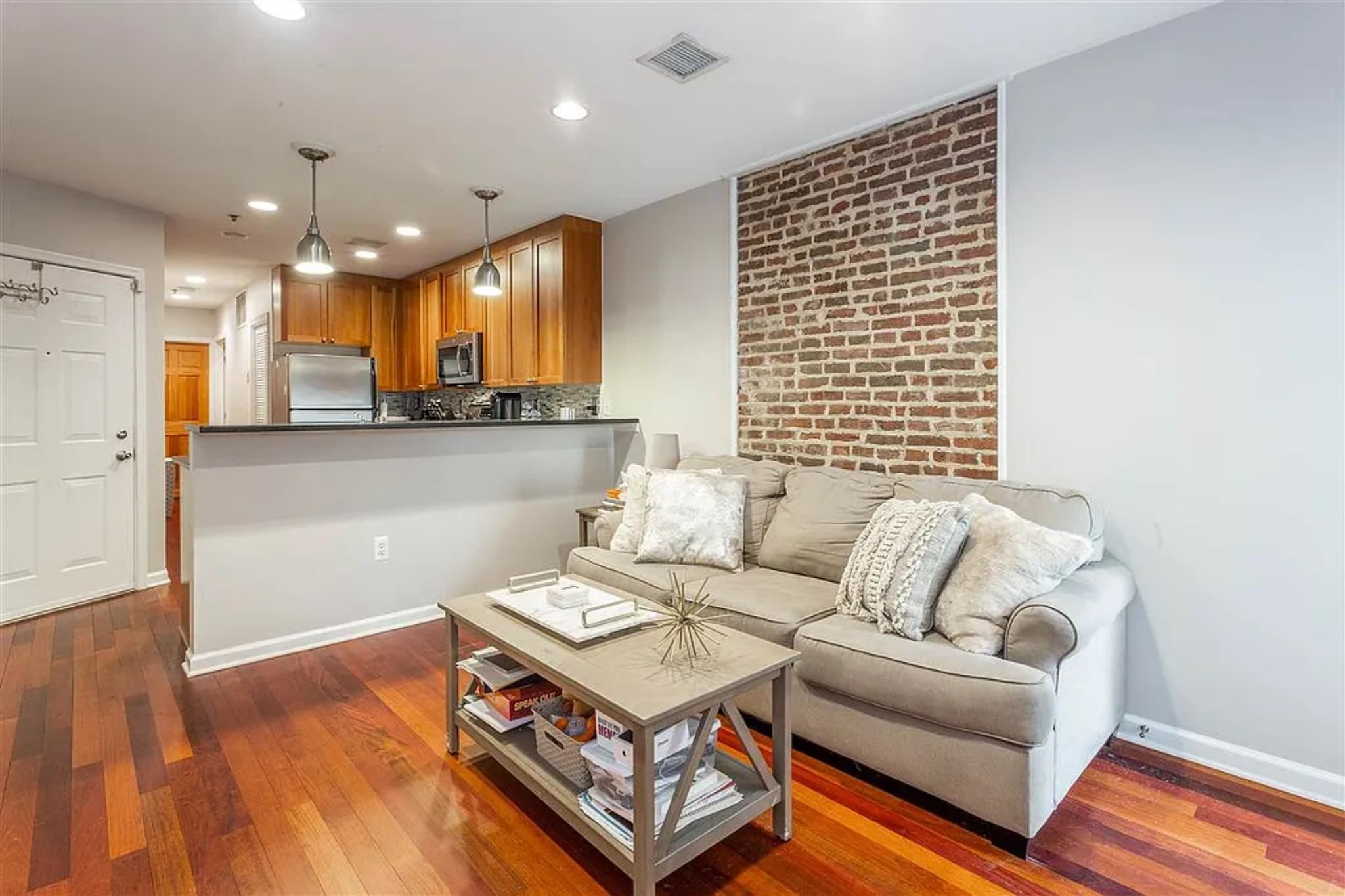 508 GRAND ST Unit: 1L