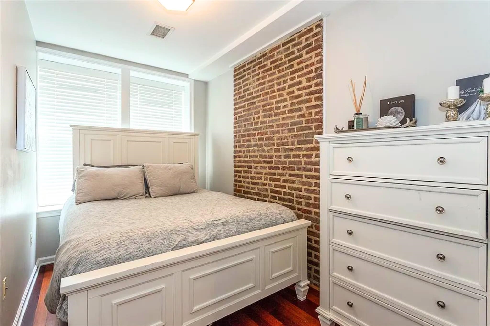 508 GRAND ST Unit: 1L