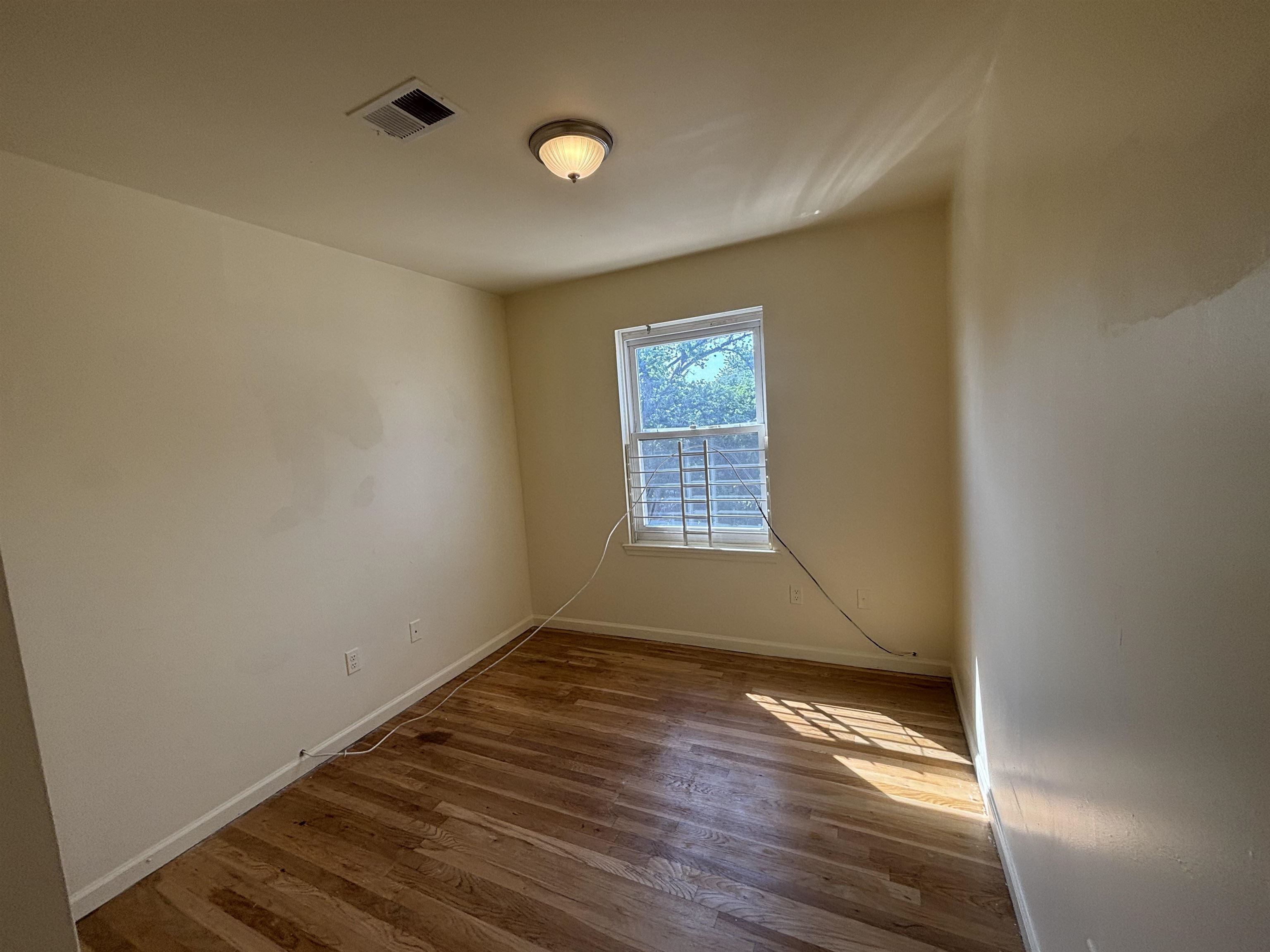 68 PAMRAPO AVE Unit: 2