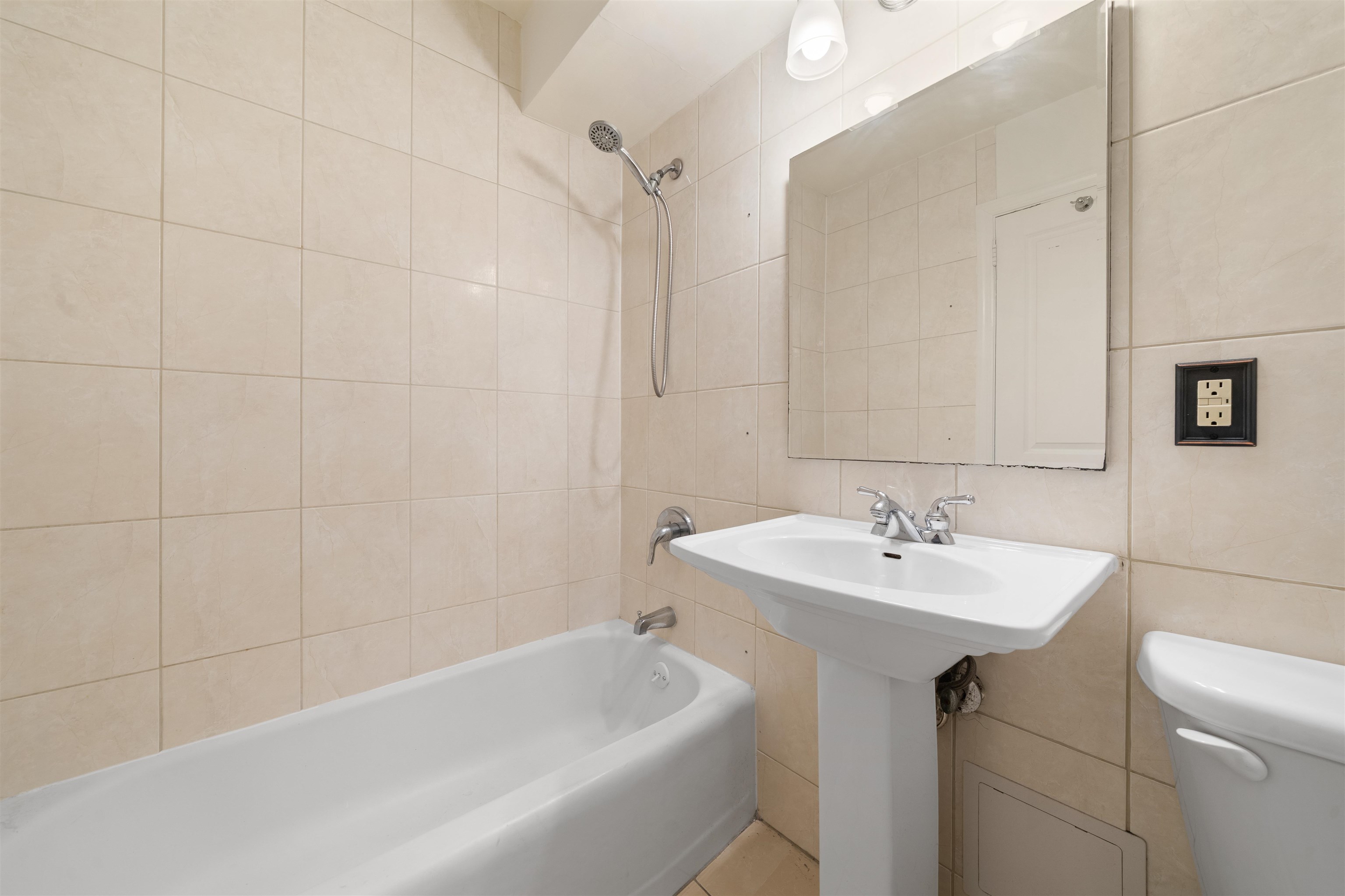 500 CENTRAL AVE Unit: 415