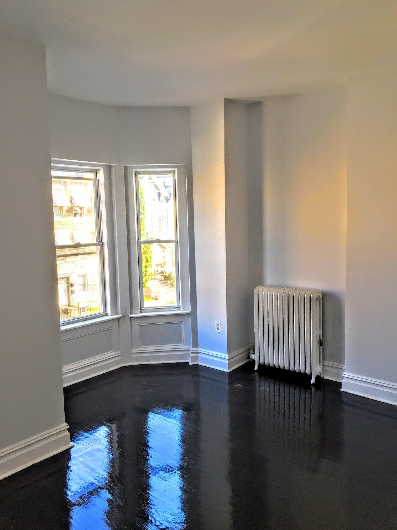 371 BERGEN AVE