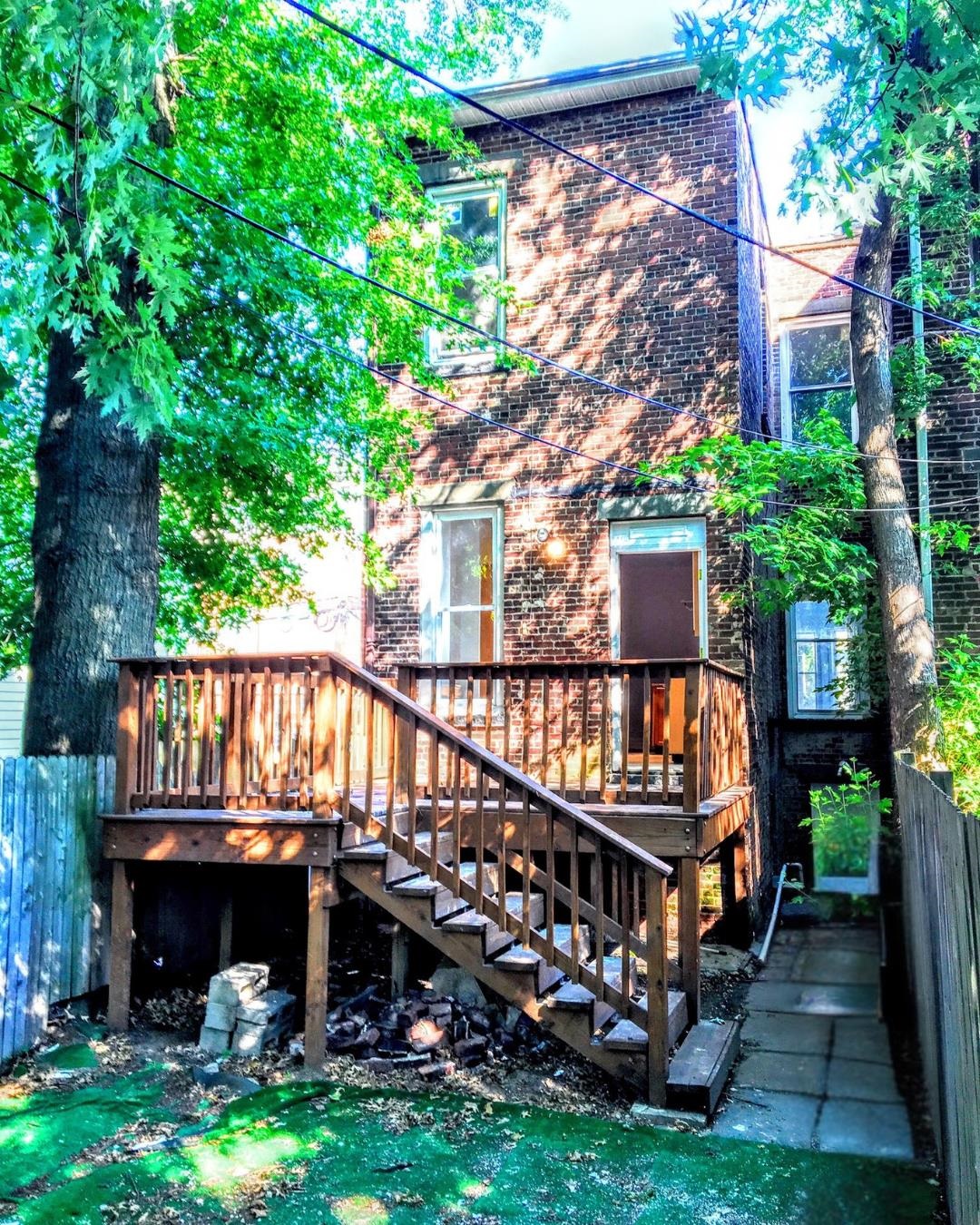 371 BERGEN AVE