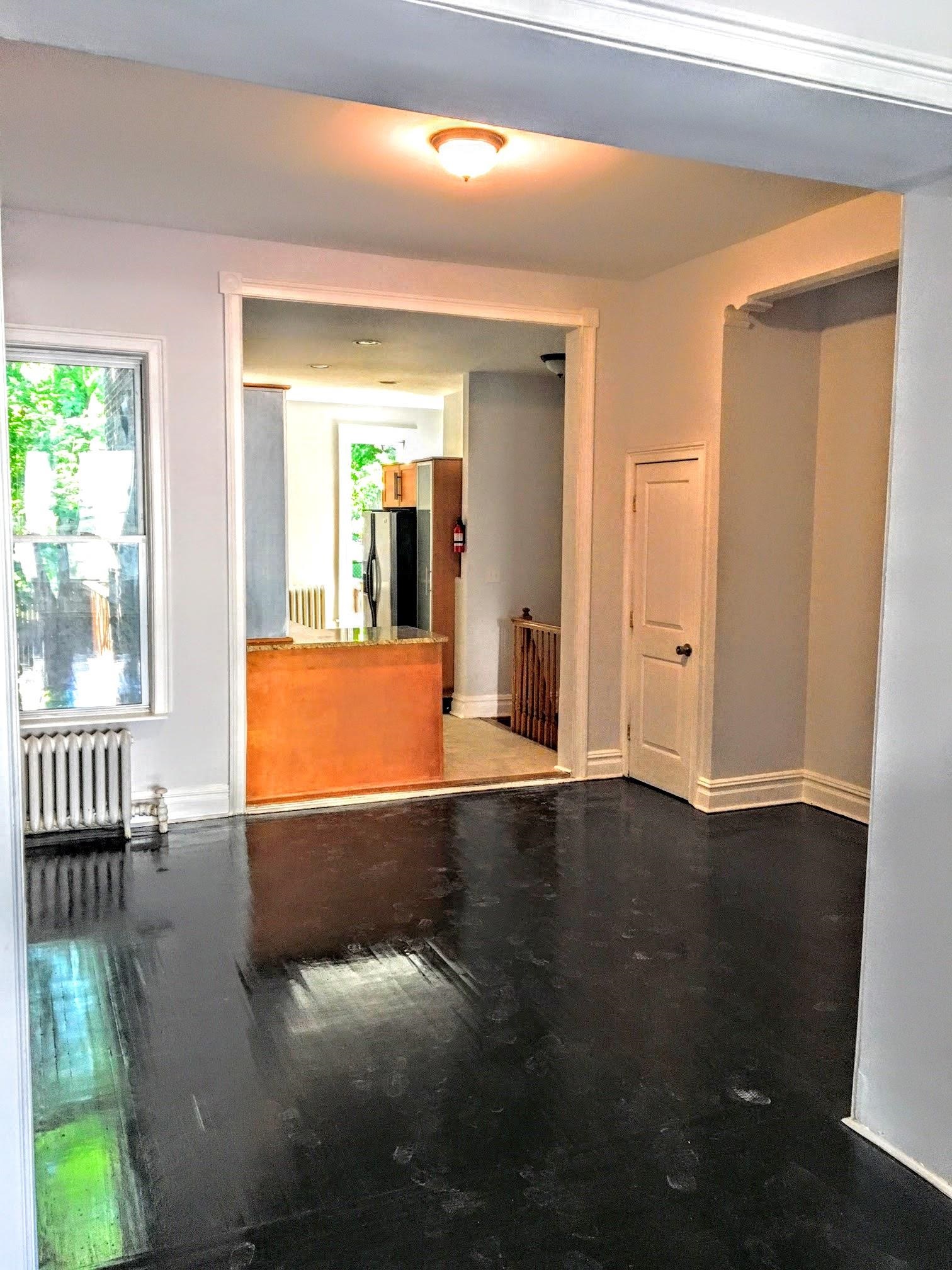 371 BERGEN AVE