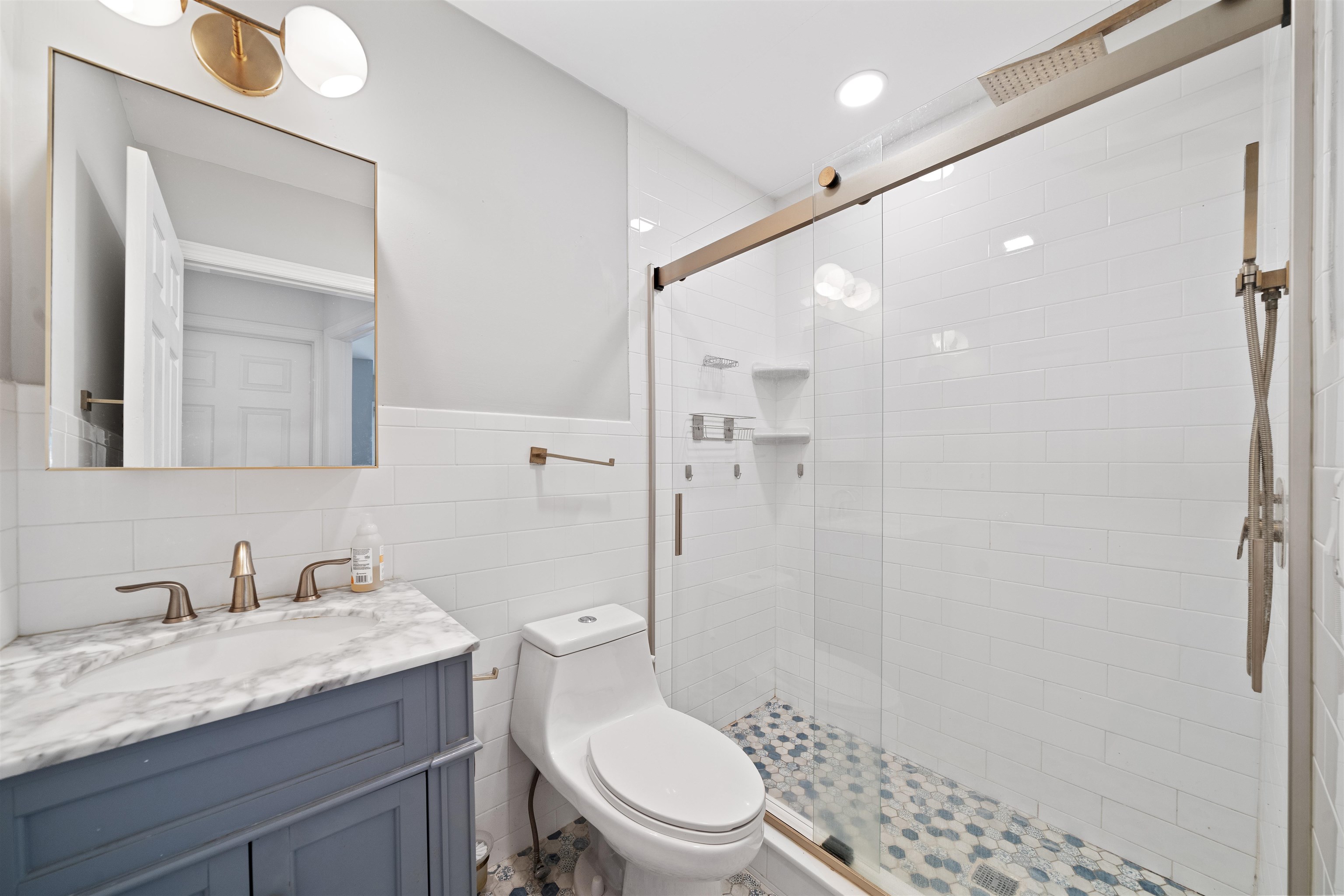 2 MERCER ST Unit: 1