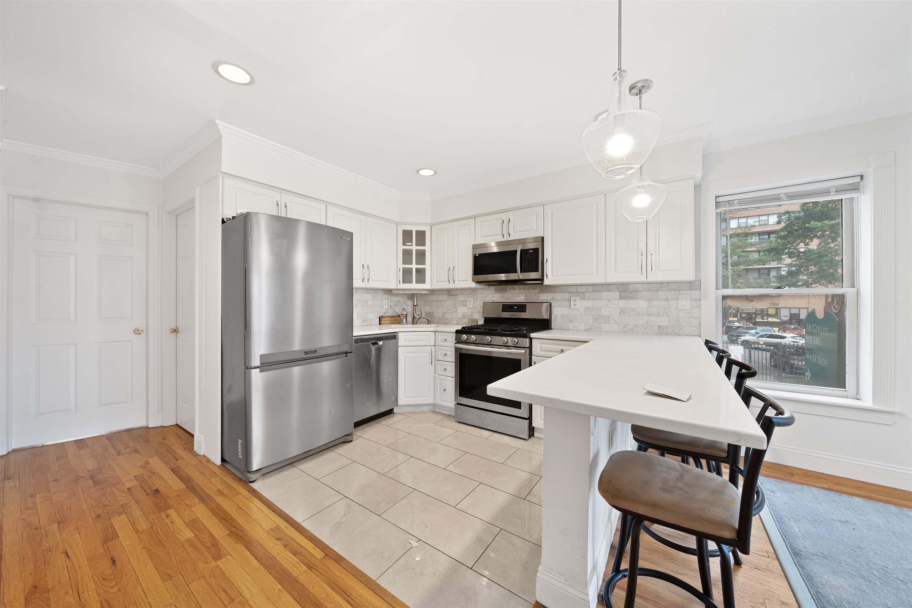 2 MERCER ST Unit: 1