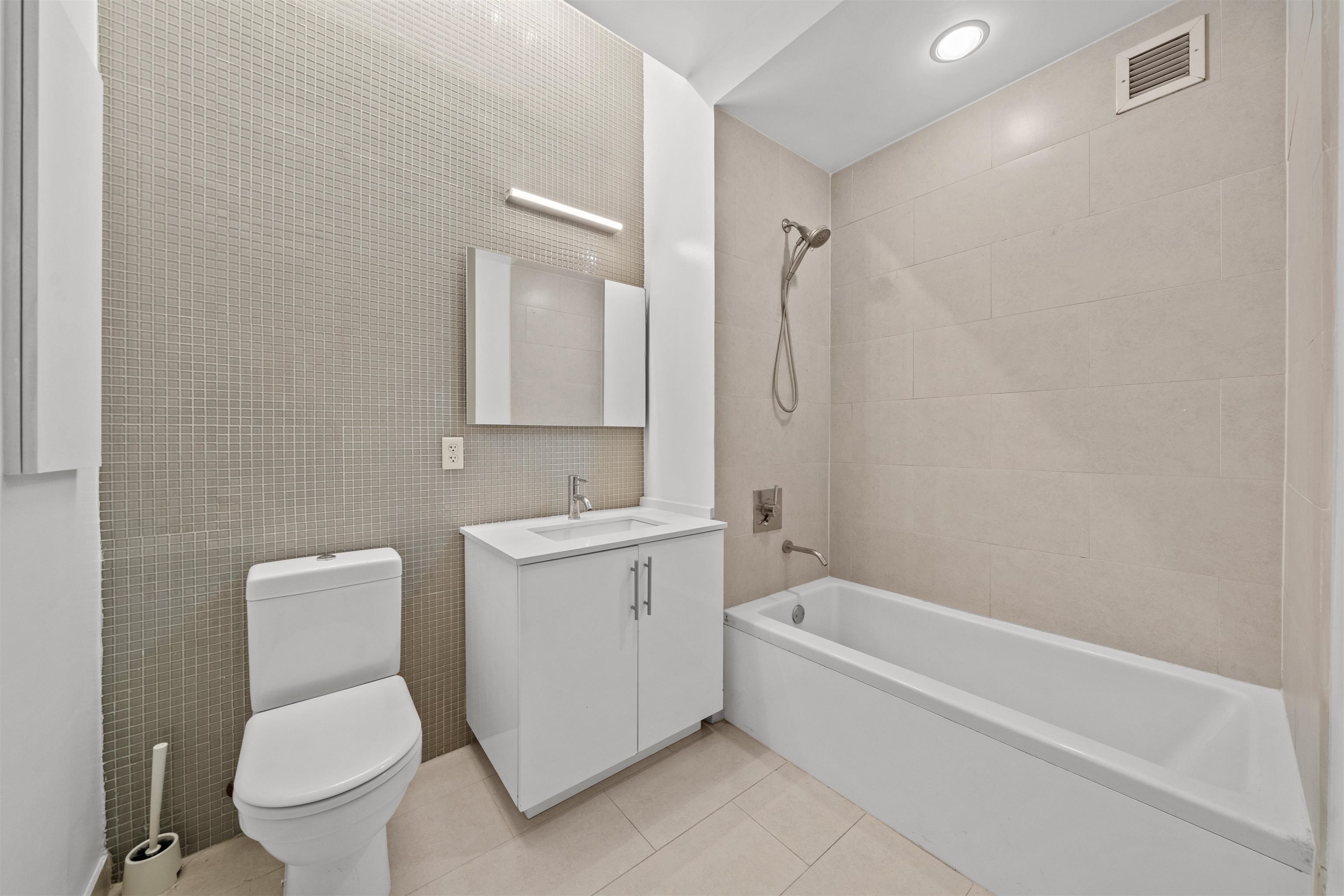 50 DEY ST Unit: 533