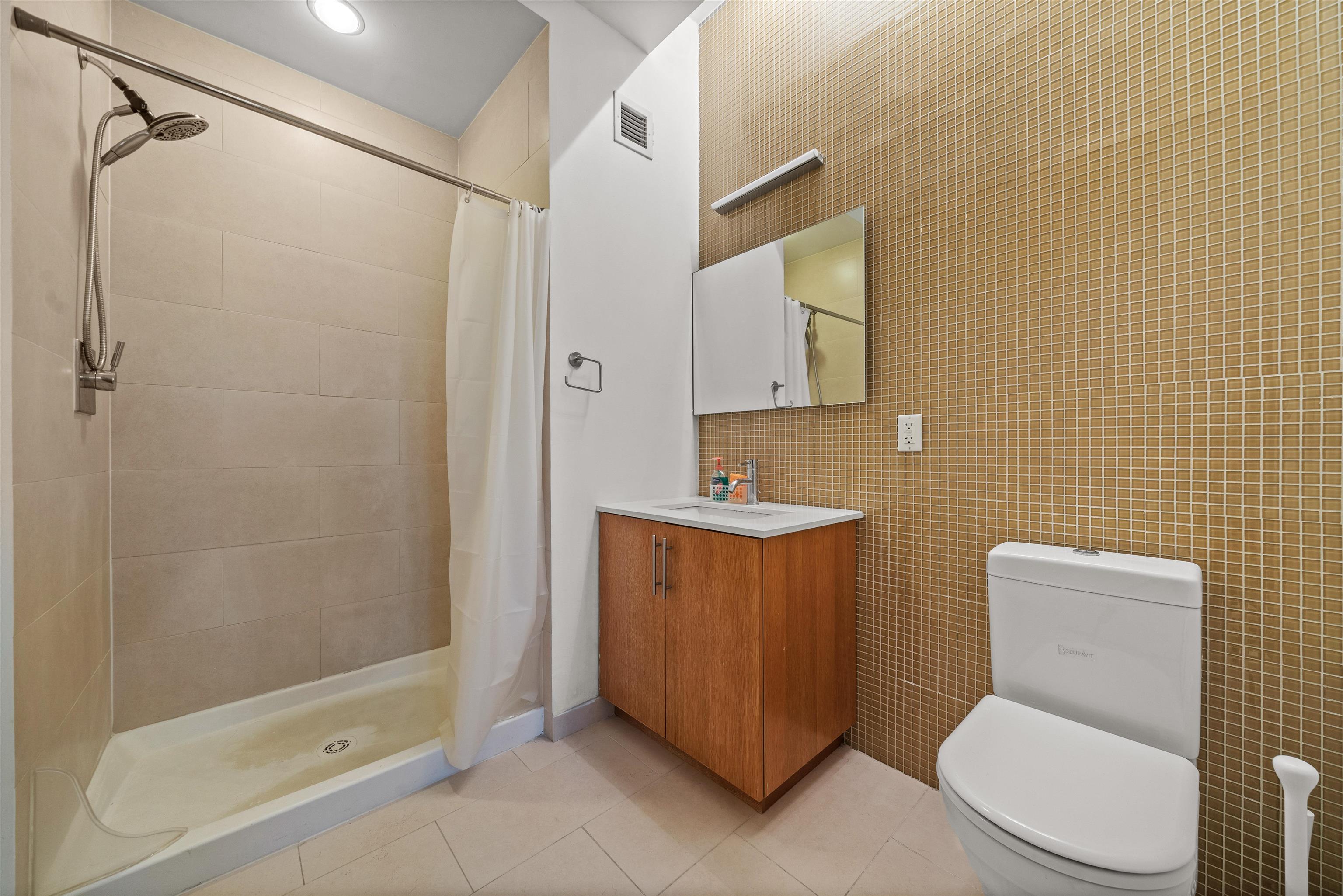 50 DEY ST Unit: 533