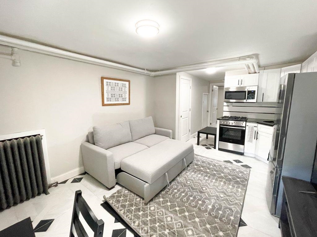 20A CLENDENNY AVE Unit: 1
