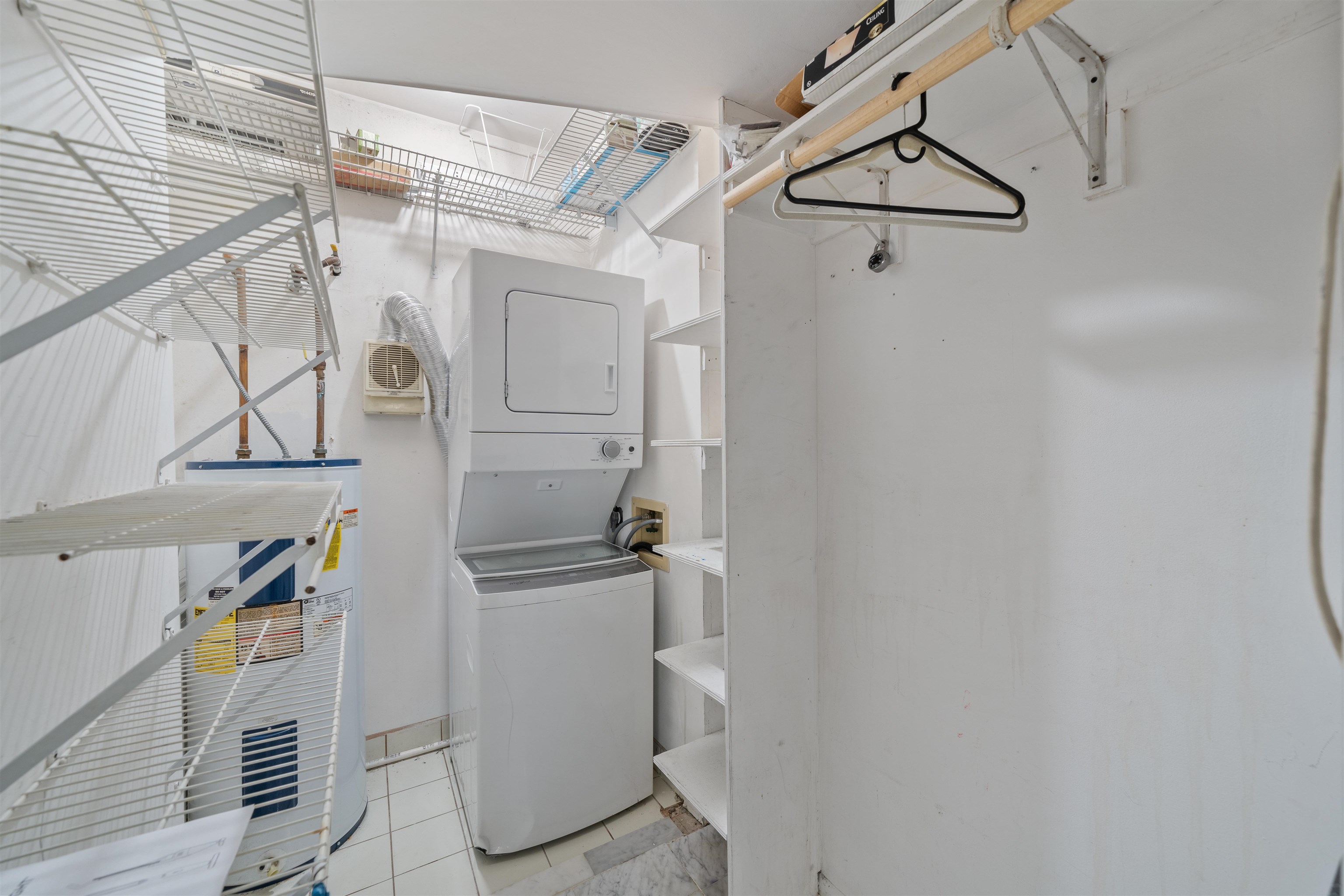 75 LIBERTY AVE Unit: E13