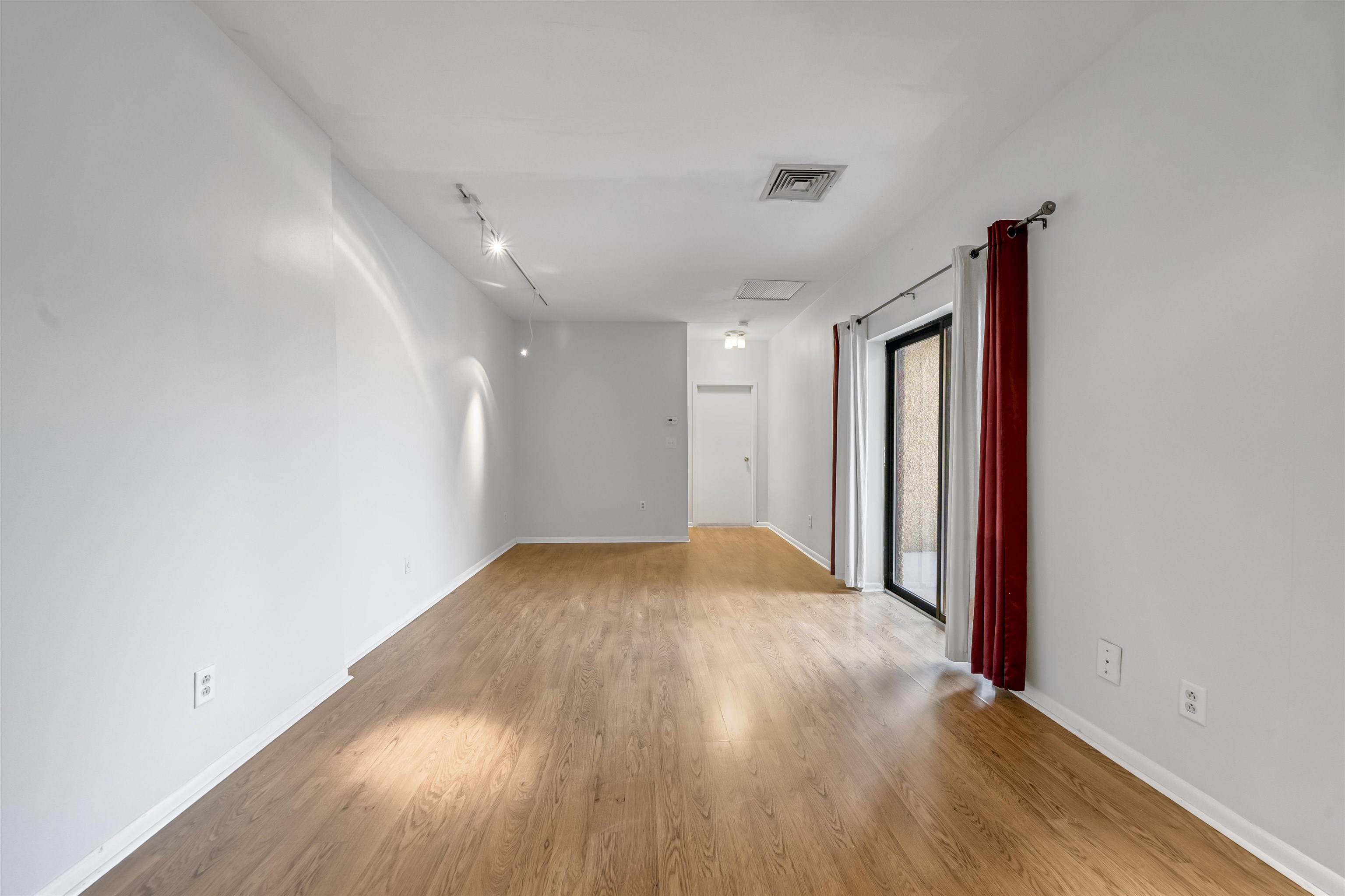 75 LIBERTY AVE Unit: E13