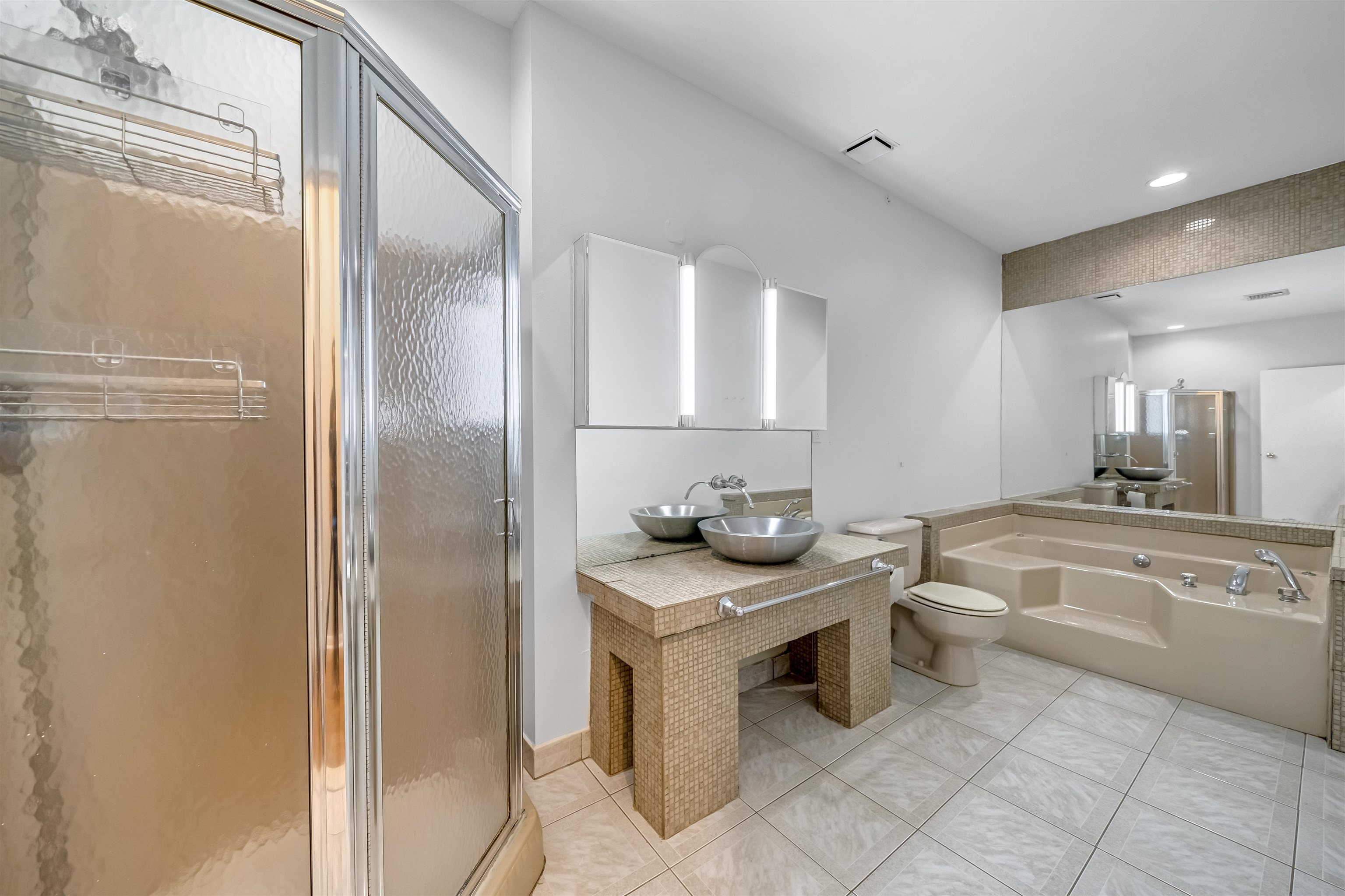 75 LIBERTY AVE Unit: E13