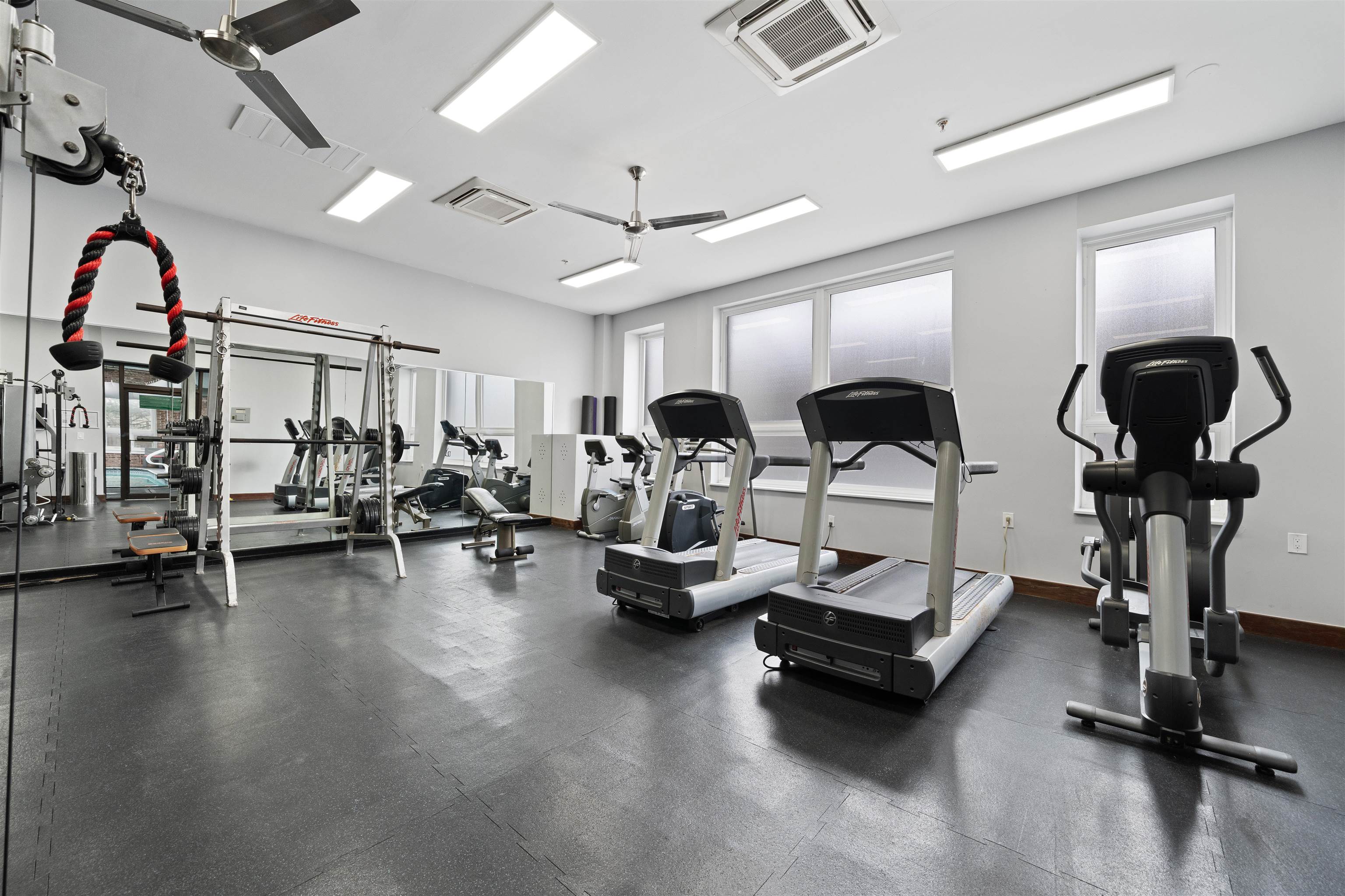75 LIBERTY AVE Unit: E13